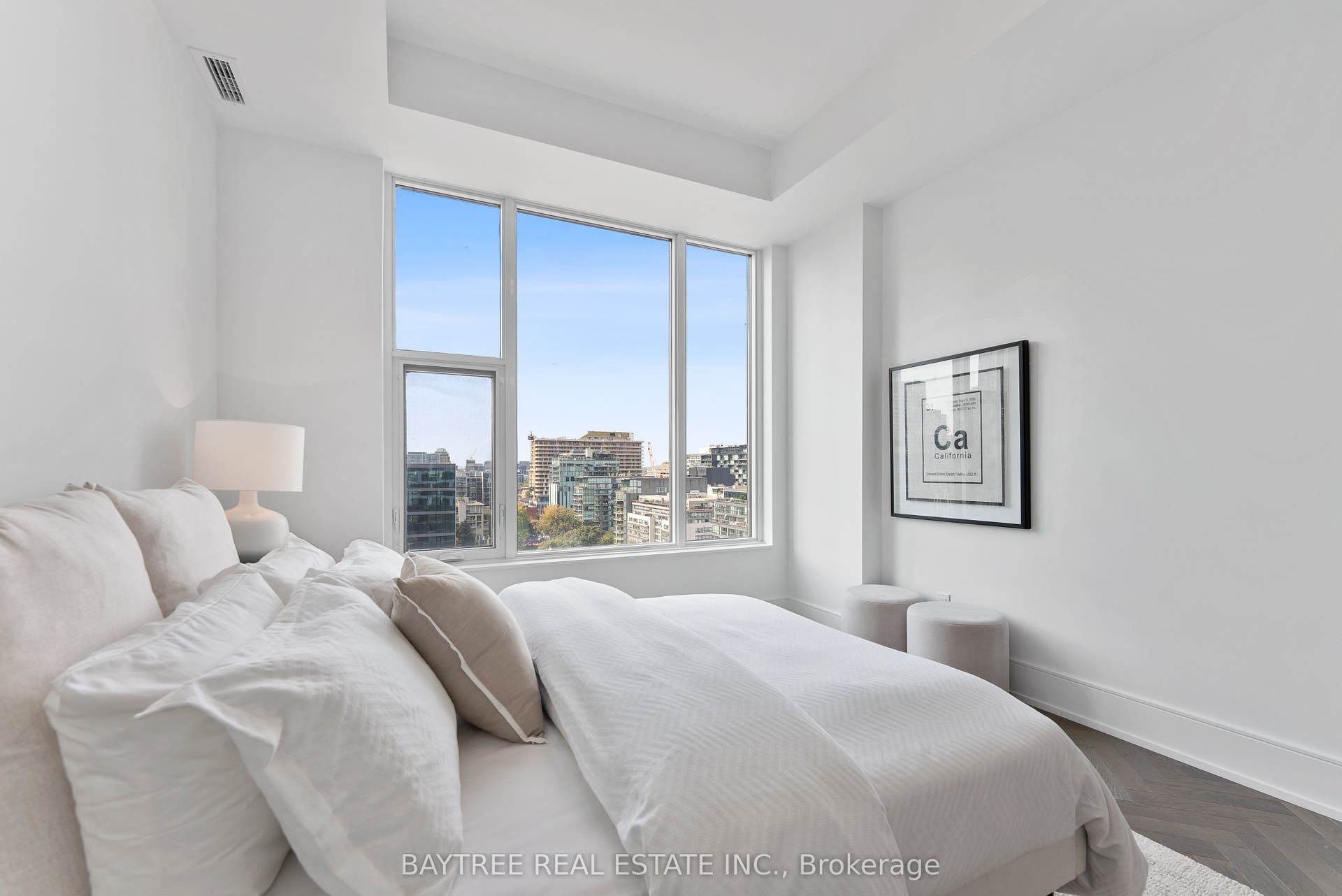 455 Wellington Street W, #1108, Toronto C, Toronto ON M5J 2R2