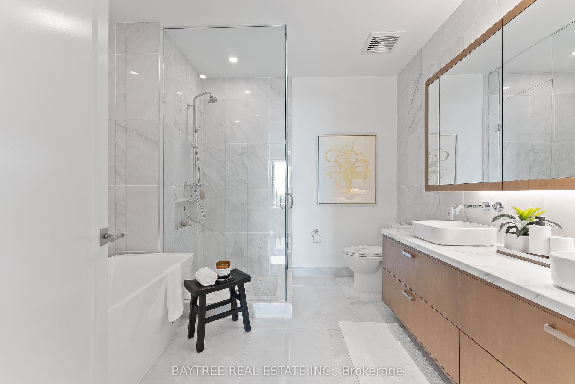 455 Wellington Street W, #1108, Toronto C, Toronto ON M5J 2R2
