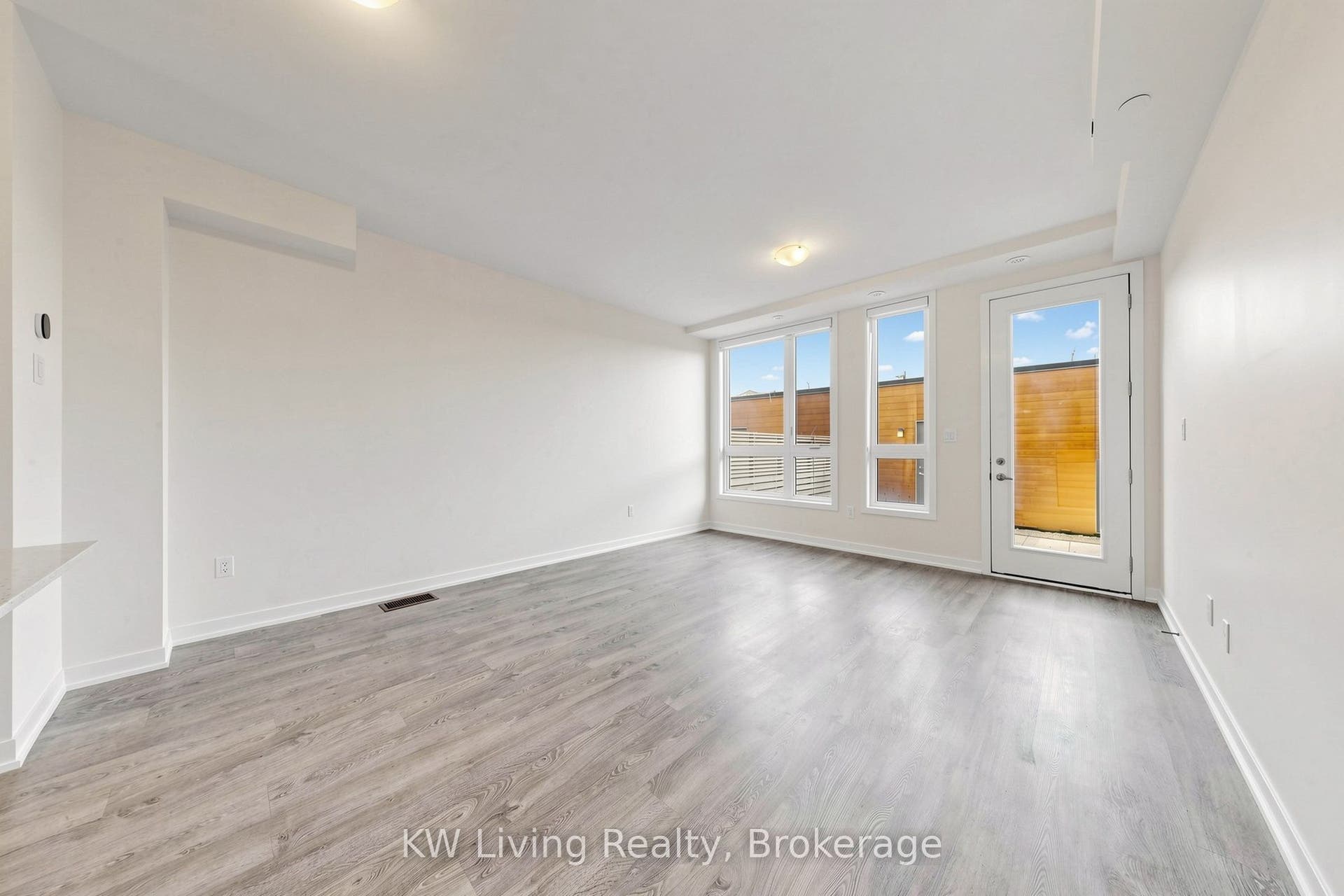 106 Green Gardens Boulevard, #Upper, Toronto C, Toronto ON M6A 0E5 106 Green Gardens Boulevard, #Upper, Toronto C, Toronto ON M6A 0E5