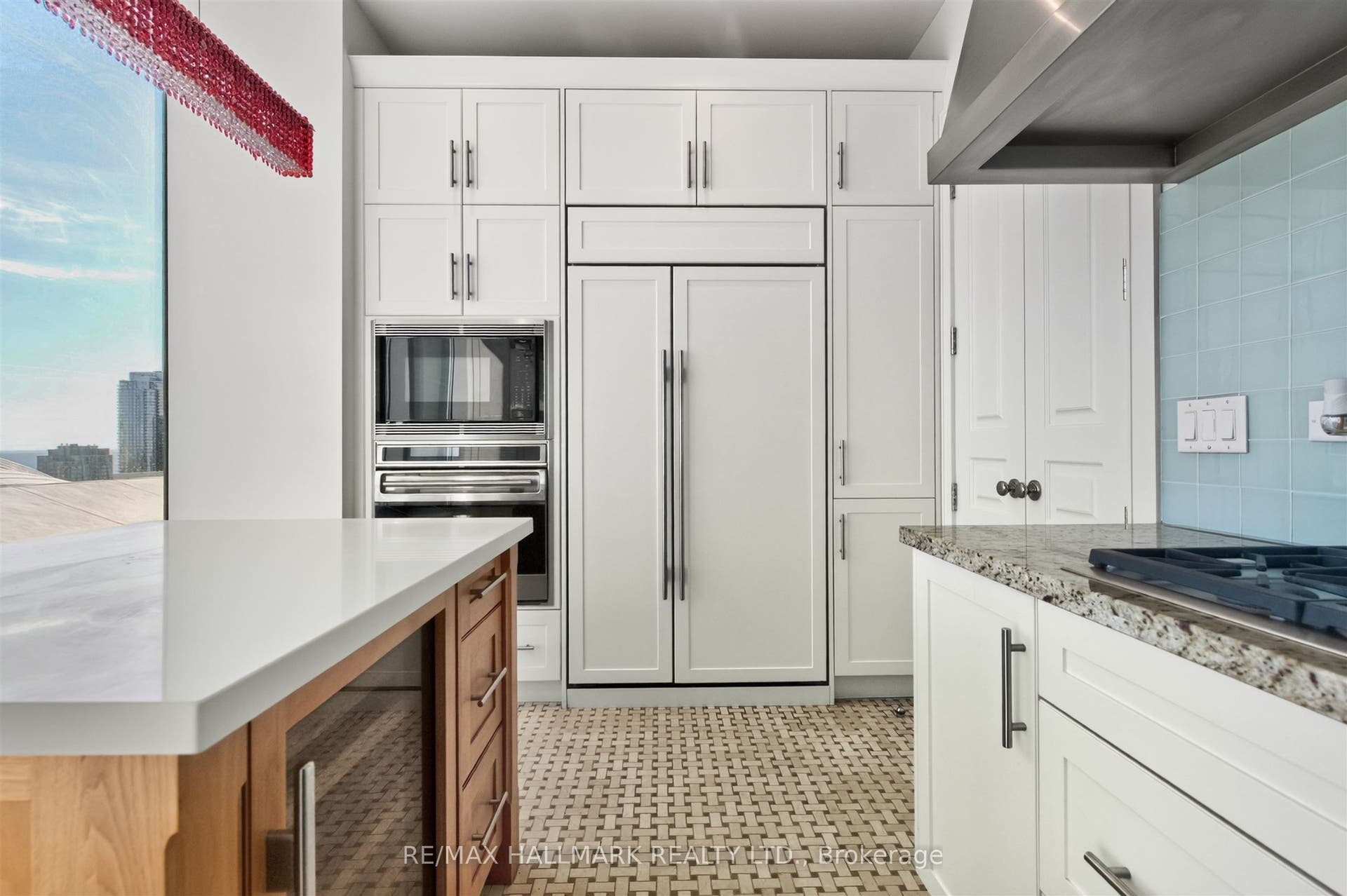 183 Wellington Street W, #2306, Toronto C, Toronto ON M5V 0A1
