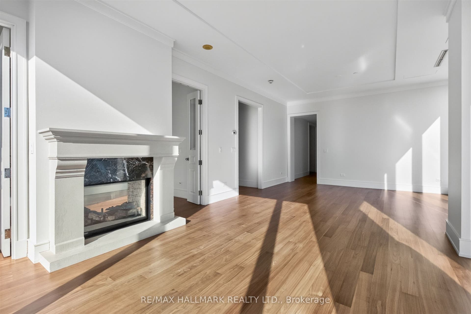 183 Wellington Street W, #2306, Toronto C, Toronto ON M5V 0A1