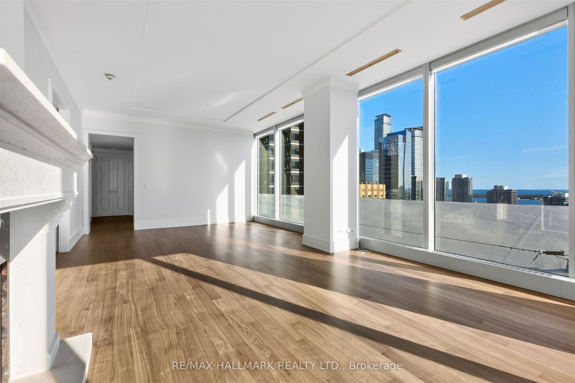 183 Wellington Street W, #2306, Toronto C, Toronto ON M5V 0A1