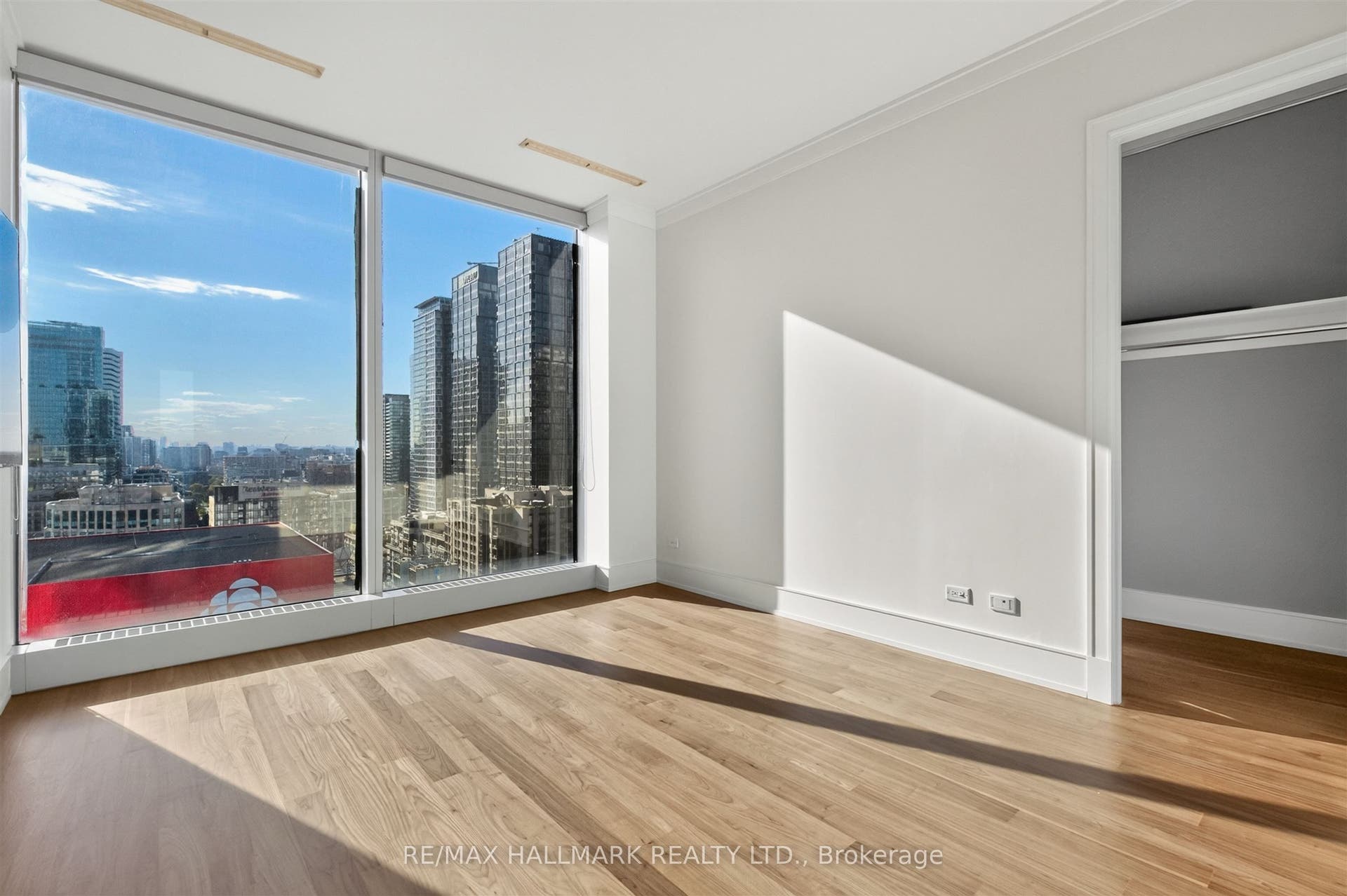 183 Wellington Street W, #2306, Toronto C, Toronto ON M5V 0A1