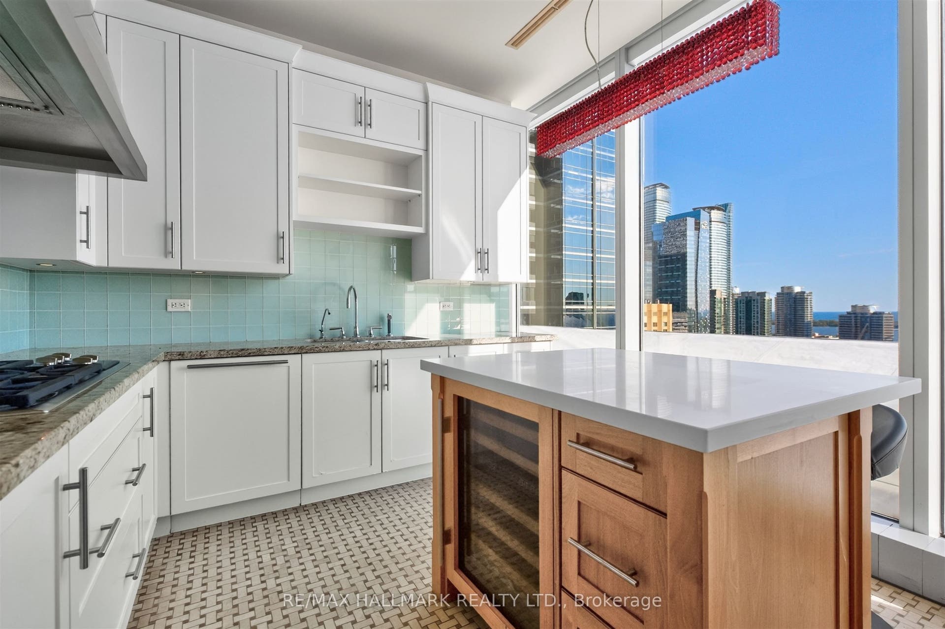 183 Wellington Street W, #2306, Toronto C, Toronto ON M5V 0A1