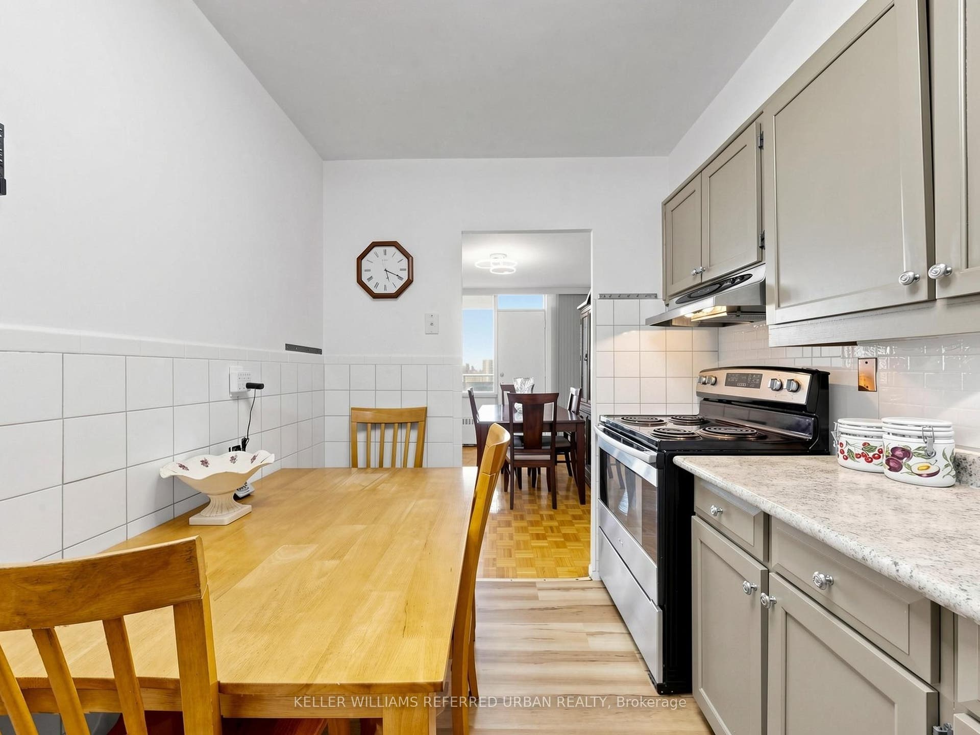 10 Parkway Forest Drive, #1111, Toronto C, Toronto ON M2J 1L3