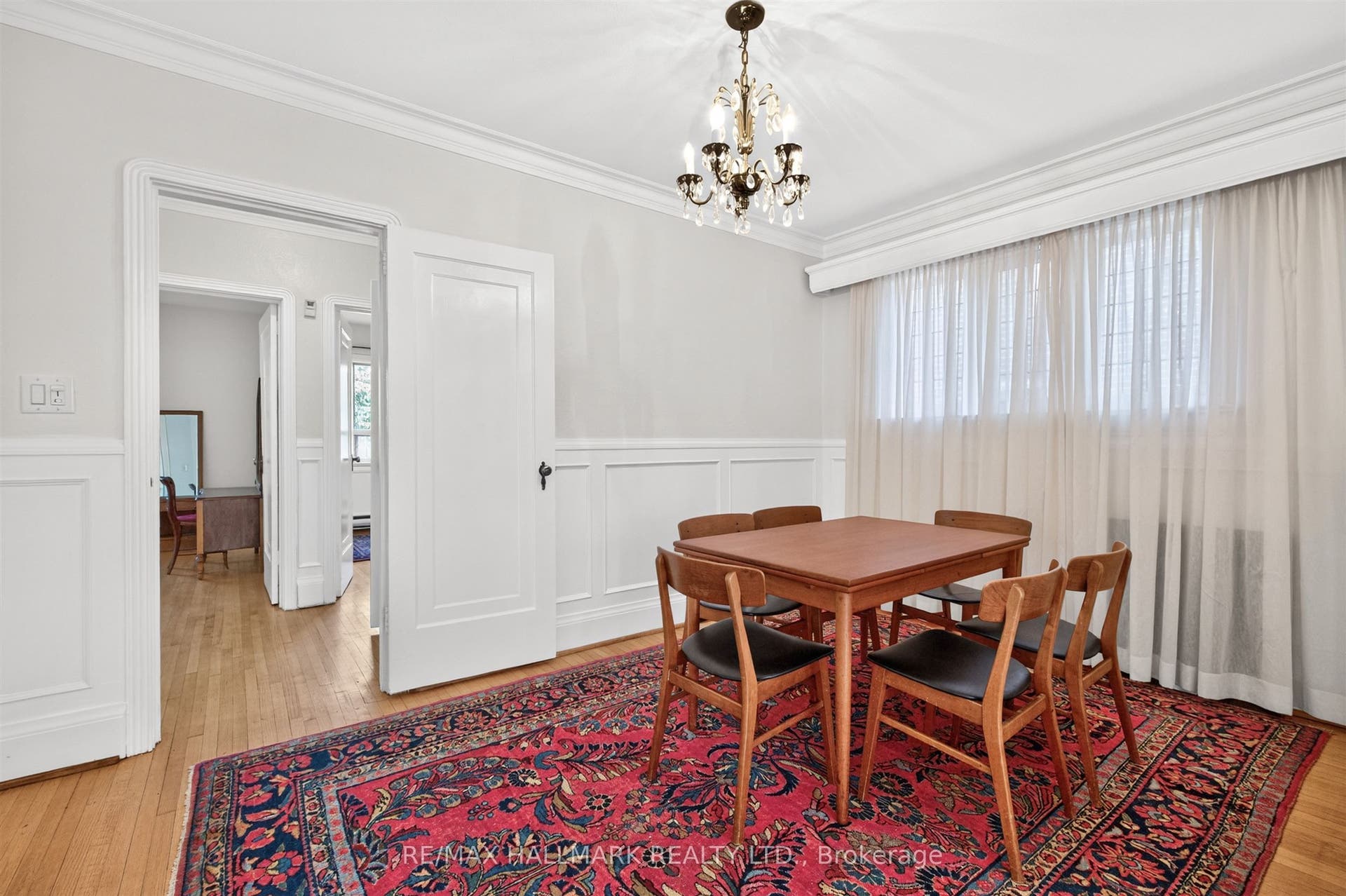70 Parkview Avenue, Toronto C, Toronto ON M2N 3Y2 70 Parkview Avenue, Toronto C, Toronto ON M2N 3Y2