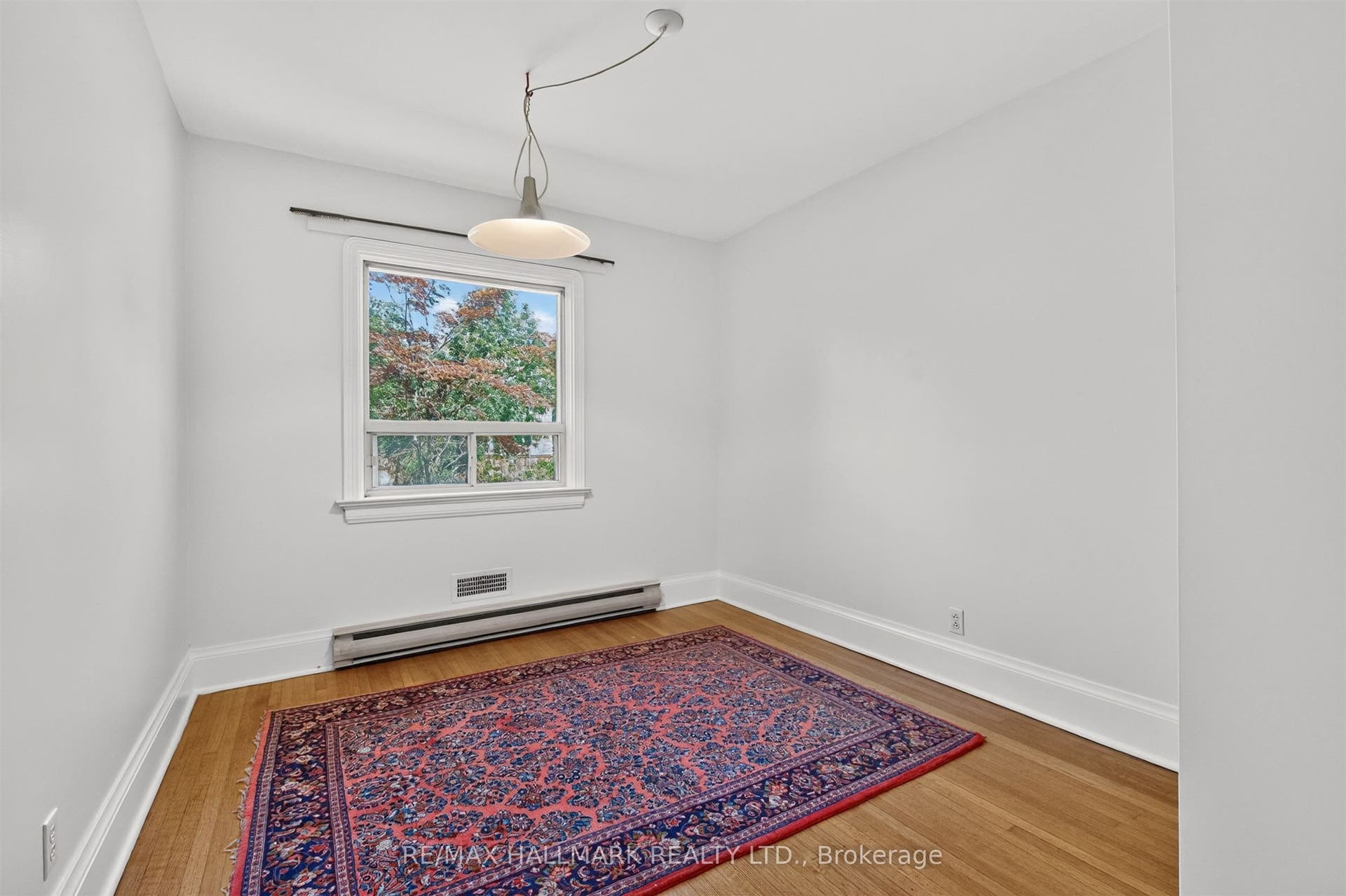 70 Parkview Avenue, Toronto C, Toronto ON M2N 3Y2 70 Parkview Avenue, Toronto C, Toronto ON M2N 3Y2
