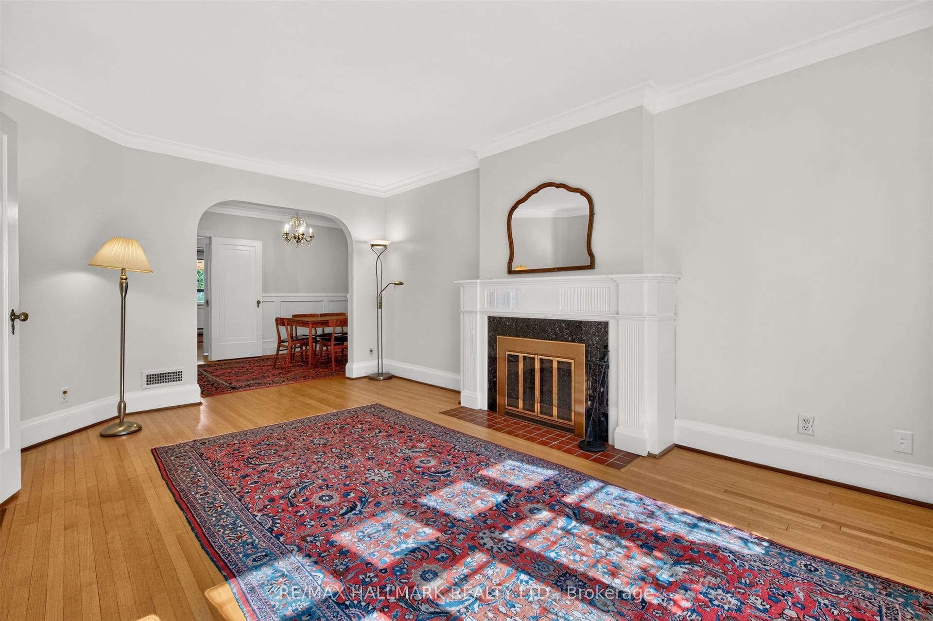 70 Parkview Avenue, Toronto C, Toronto ON M2N 3Y2 70 Parkview Avenue, Toronto C, Toronto ON M2N 3Y2