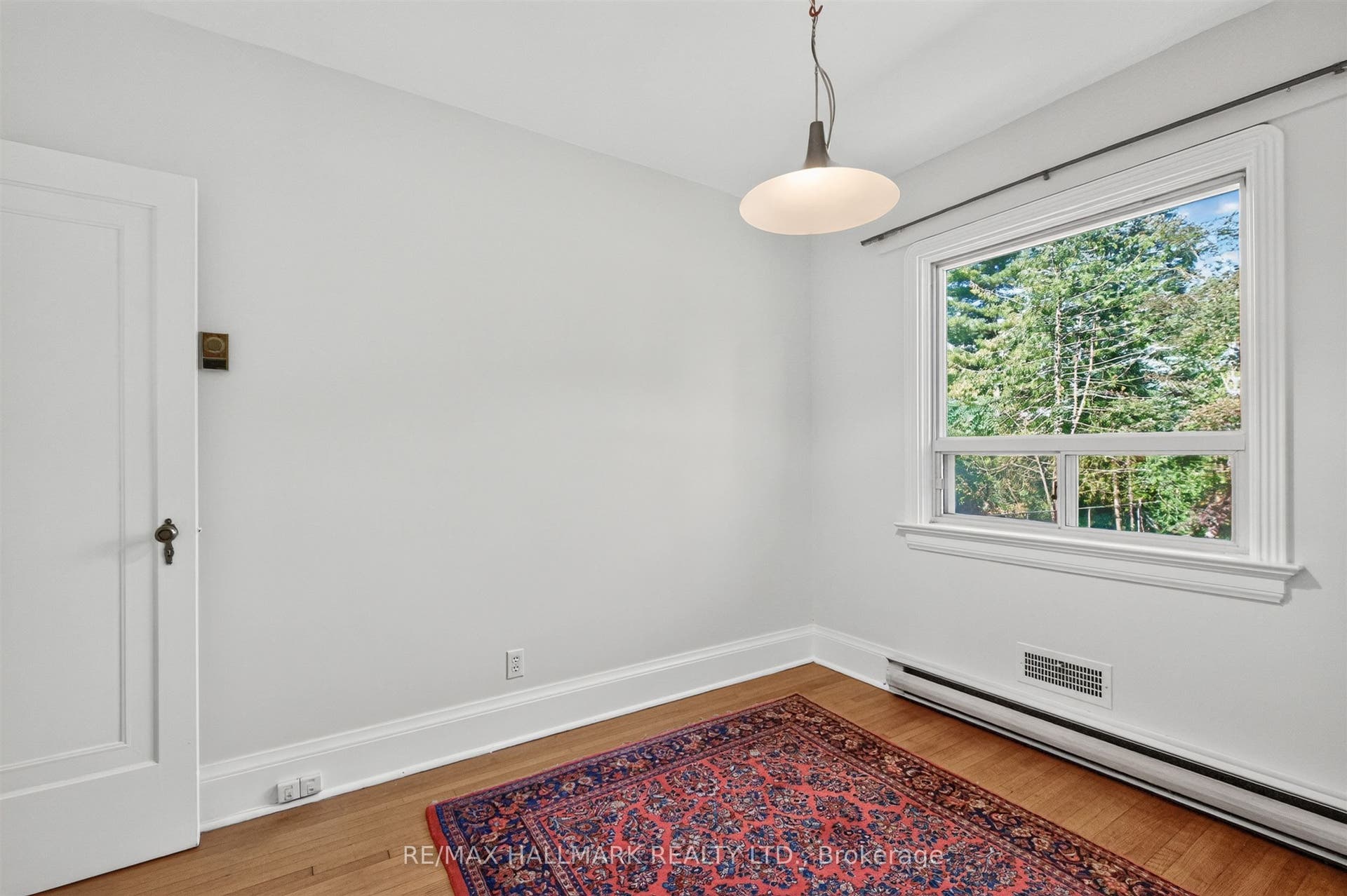 70 Parkview Avenue, Toronto C, Toronto ON M2N 3Y2 70 Parkview Avenue, Toronto C, Toronto ON M2N 3Y2