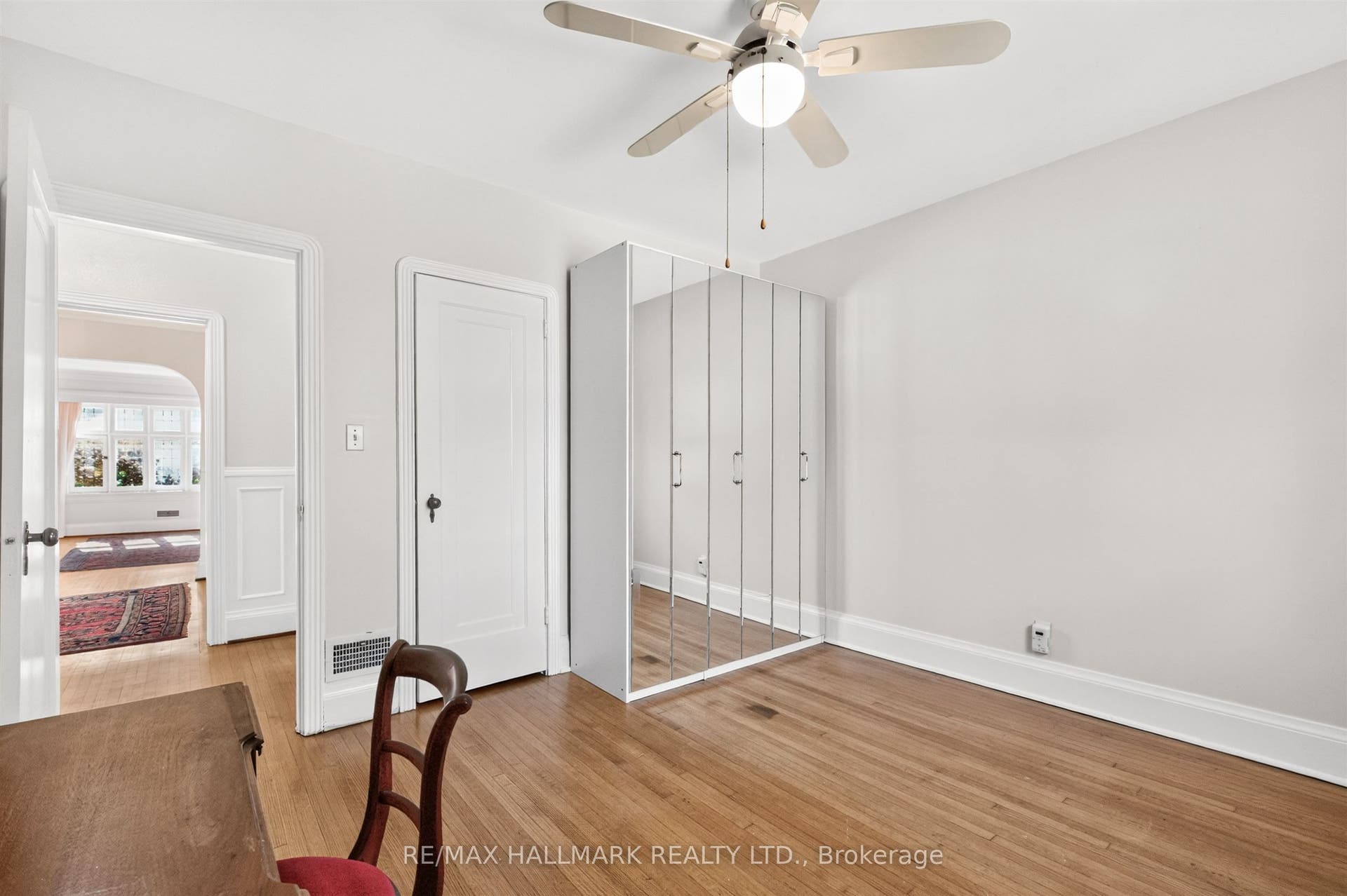 70 Parkview Avenue, Toronto C, Toronto ON M2N 3Y2 70 Parkview Avenue, Toronto C, Toronto ON M2N 3Y2