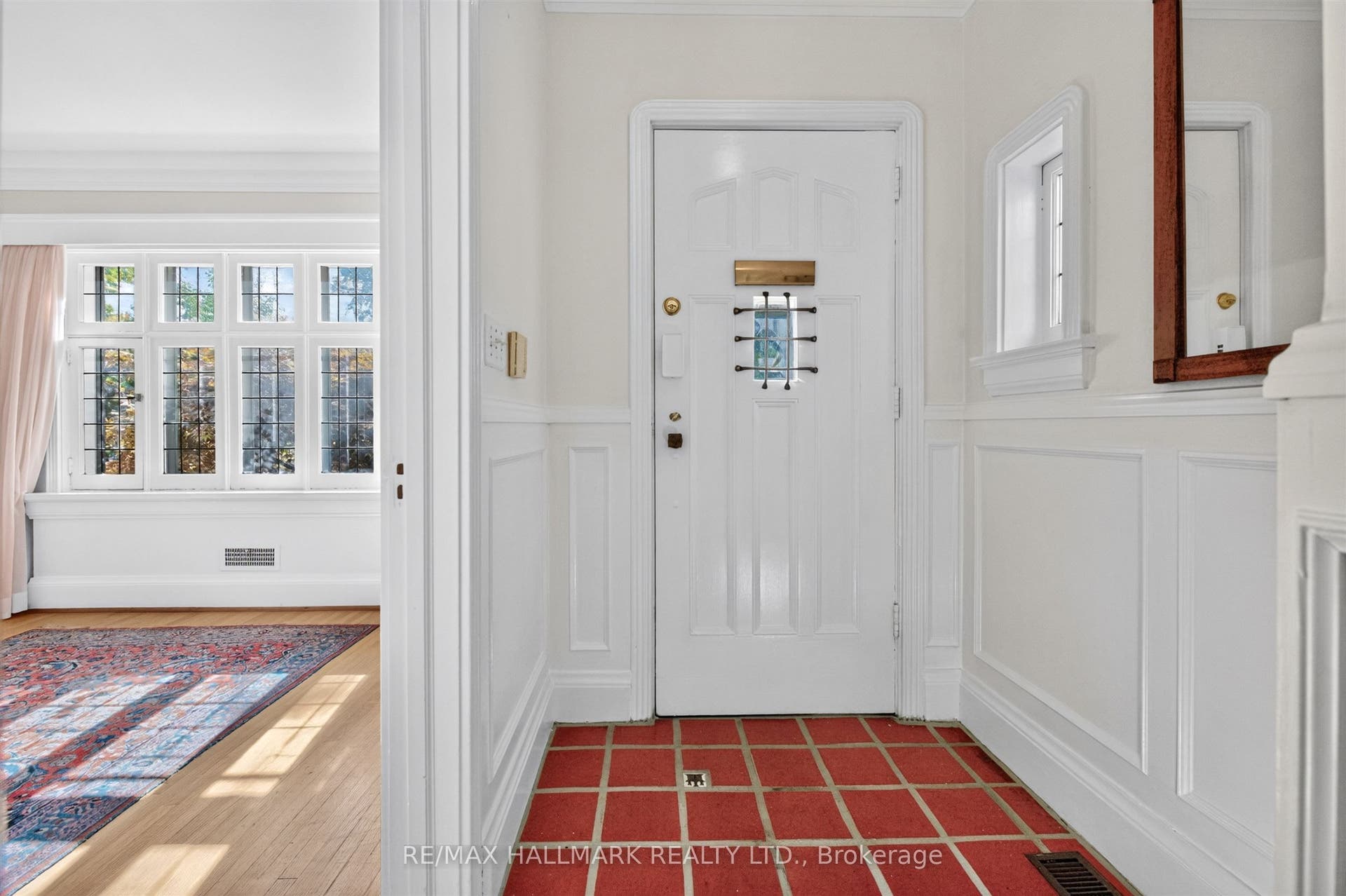 70 Parkview Avenue, Toronto C, Toronto ON M2N 3Y2 70 Parkview Avenue, Toronto C, Toronto ON M2N 3Y2