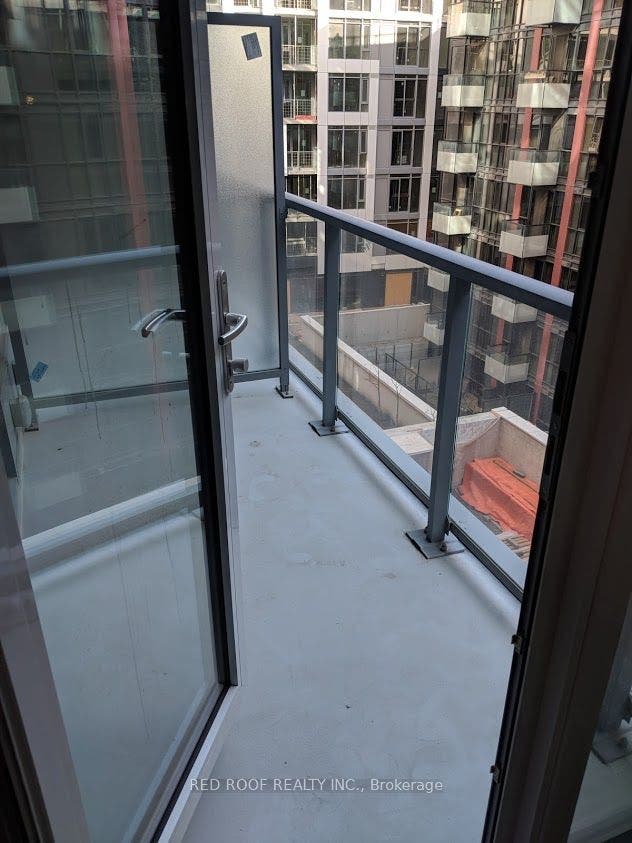 576 Front Street W, #527E, Toronto C01, Toronto C, Toronto ON M5V 0P8