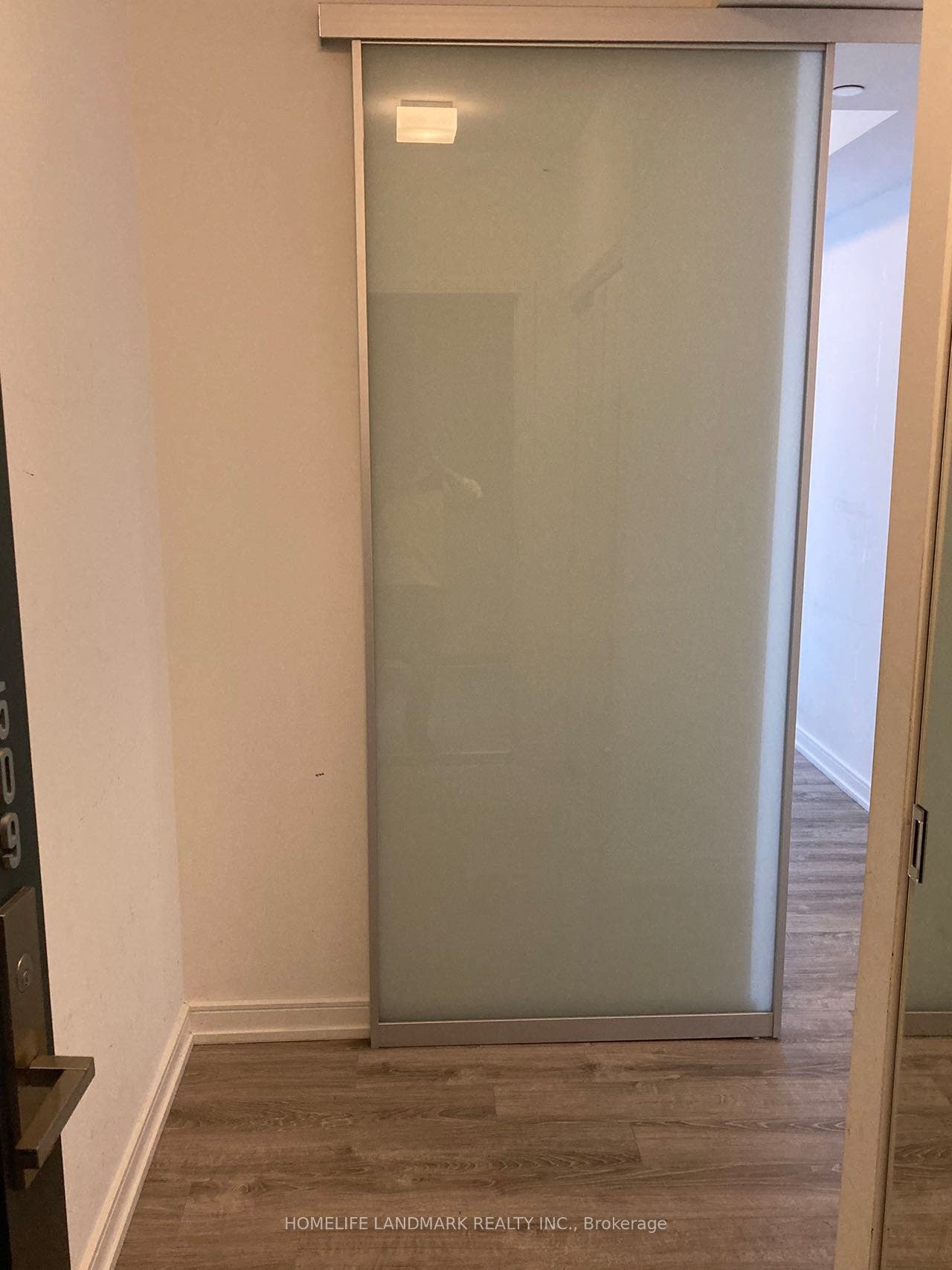 28 Wellesley Street E, #509, Toronto C08, Toronto C, Toronto ON M4Y 0C4