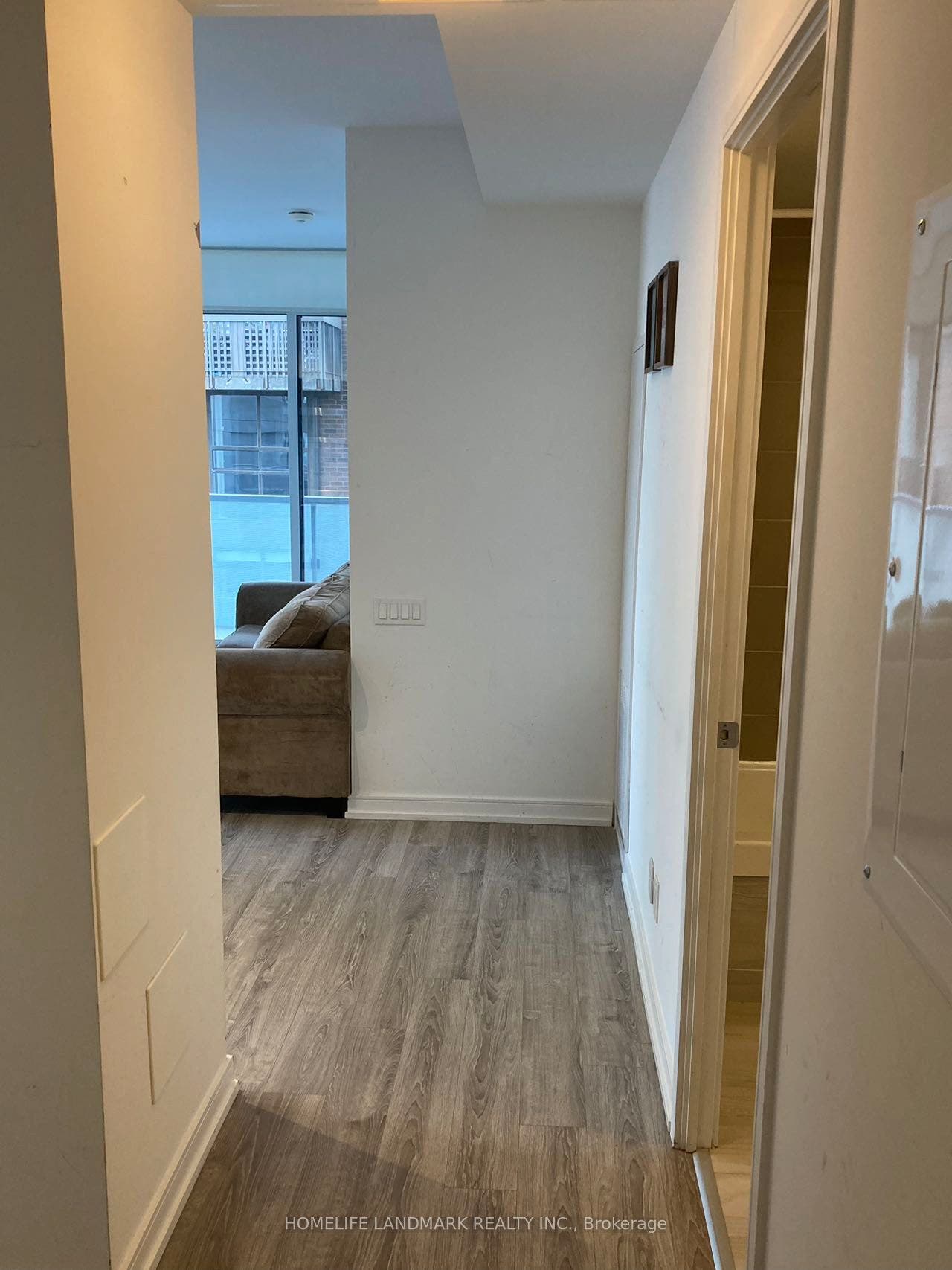 28 Wellesley Street E, #509, Toronto C08, Toronto C, Toronto ON M4Y 0C4