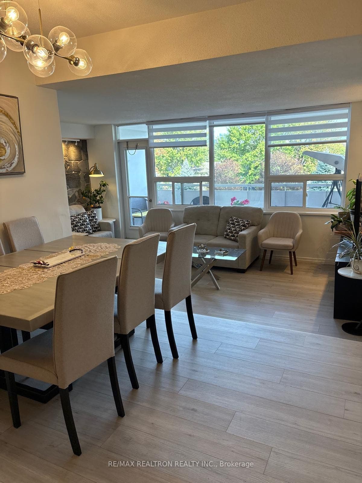 1360 York Mills Road, #408, Toronto C, Toronto ON M3A 2A2