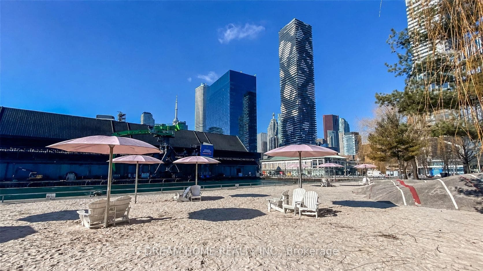 55 Cooper Street, #6006, Toronto C, Toronto ON M5E 0G1