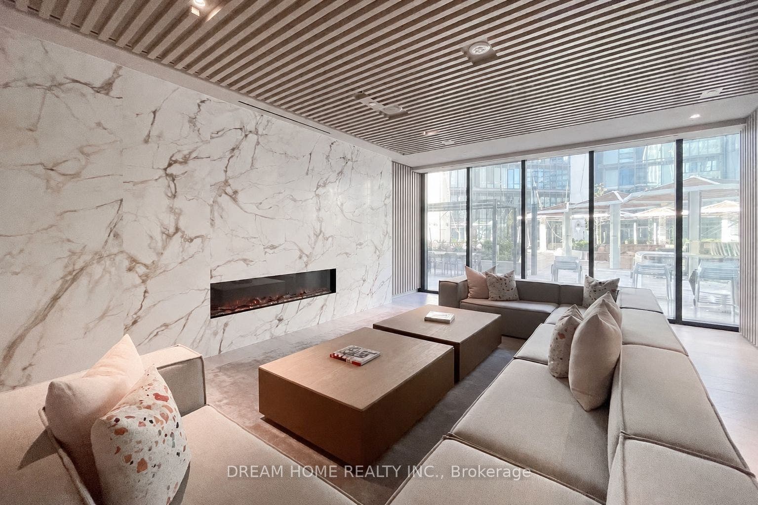 55 Cooper Street, #6006, Toronto C, Toronto ON M5E 0G1