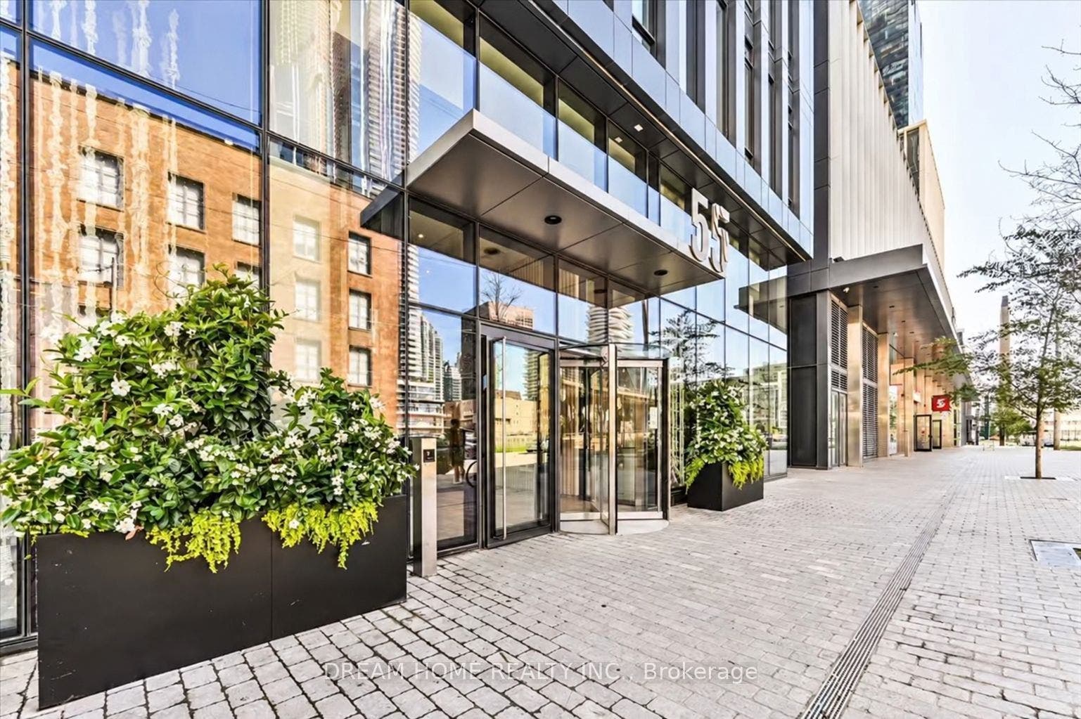 55 Cooper Street, #6006, Toronto C, Toronto ON M5E 0G1