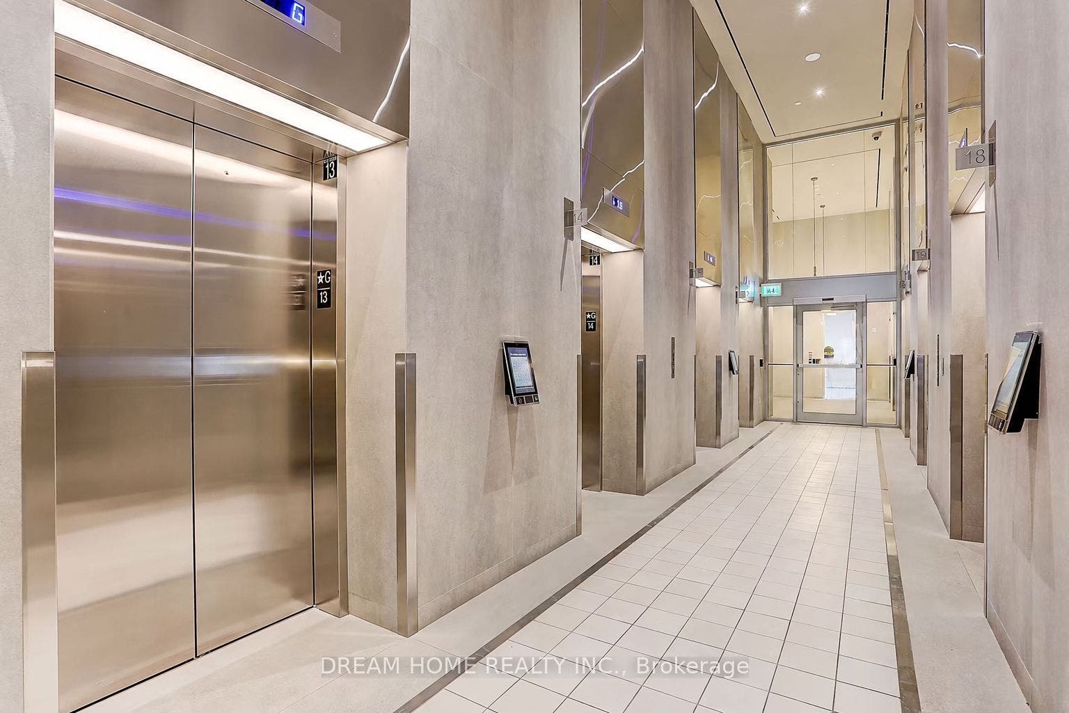 55 Cooper Street, #6006, Toronto C, Toronto ON M5E 0G1