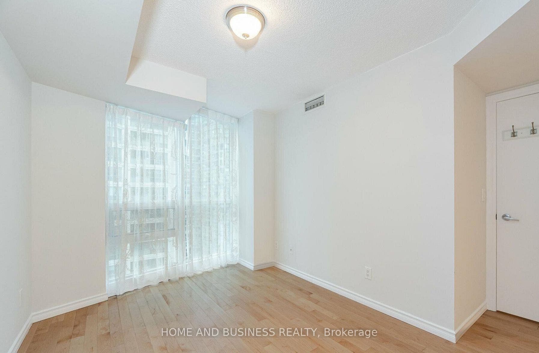 12 Yonge Street, #1505, Toronto C, Toronto ON M5E 1Z9