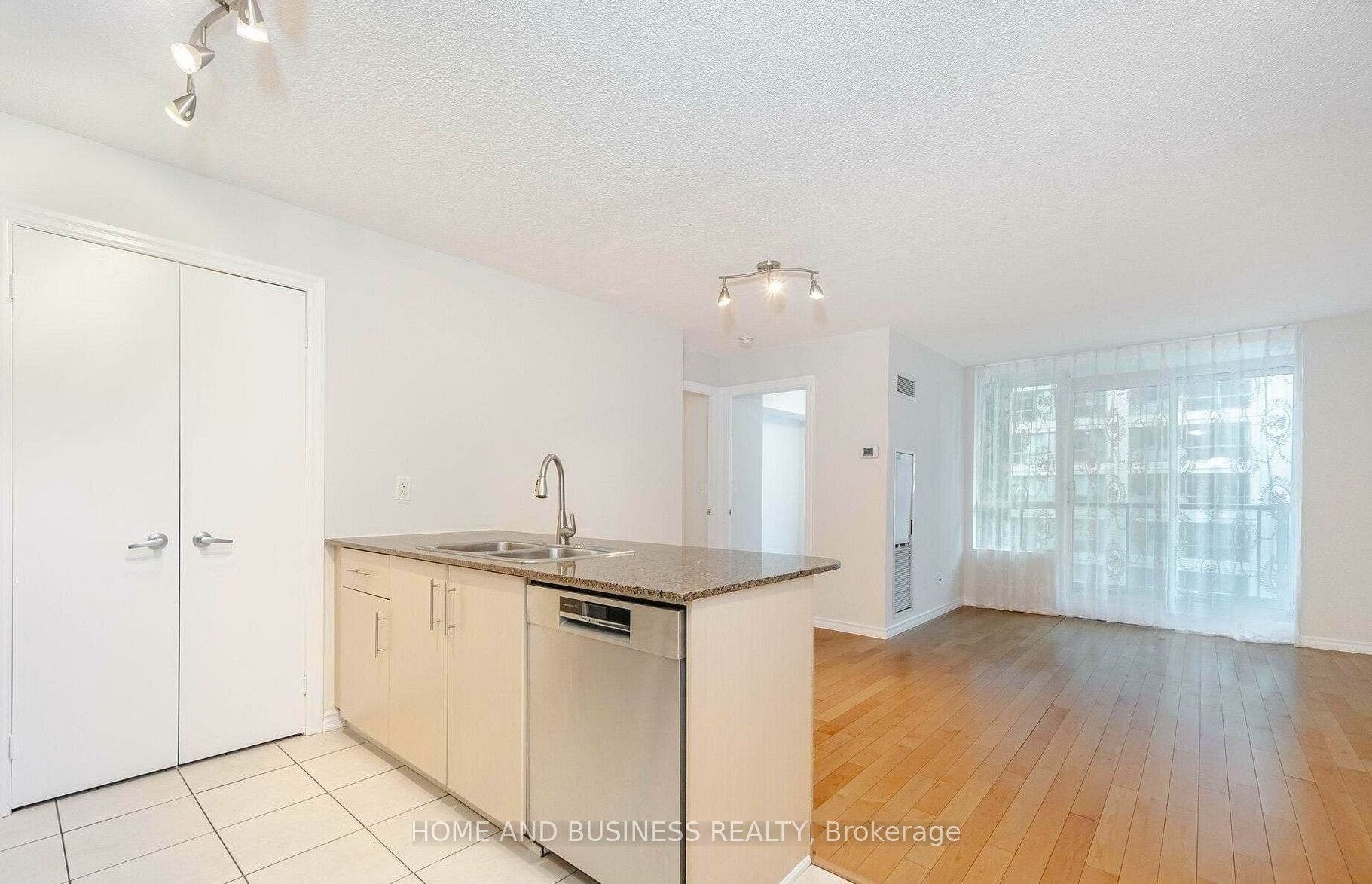 12 Yonge Street, #1505, Toronto C, Toronto ON M5E 1Z9