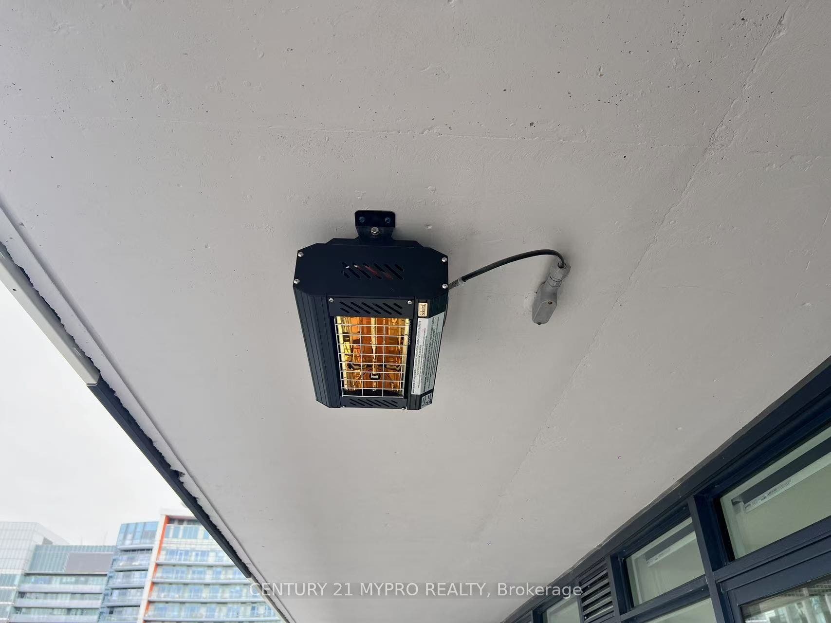38 Widmer Street, #4202, Toronto C, Toronto ON M5V 0P7