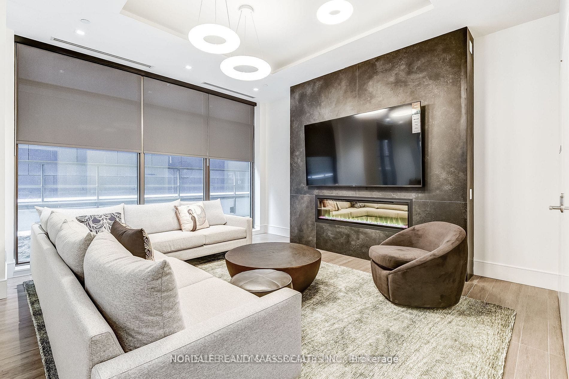 8 Widmer Street, #GPH01, Toronto C, Toronto ON M5V 0W6
