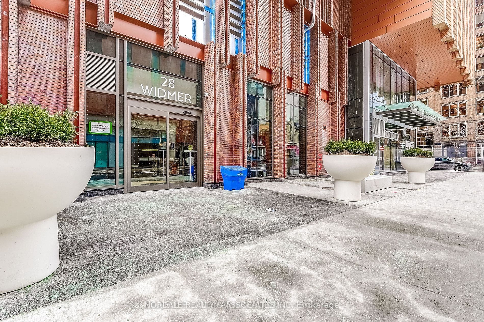 28 Widmer Street, #4921, Toronto C, Toronto ON M5V 0T2