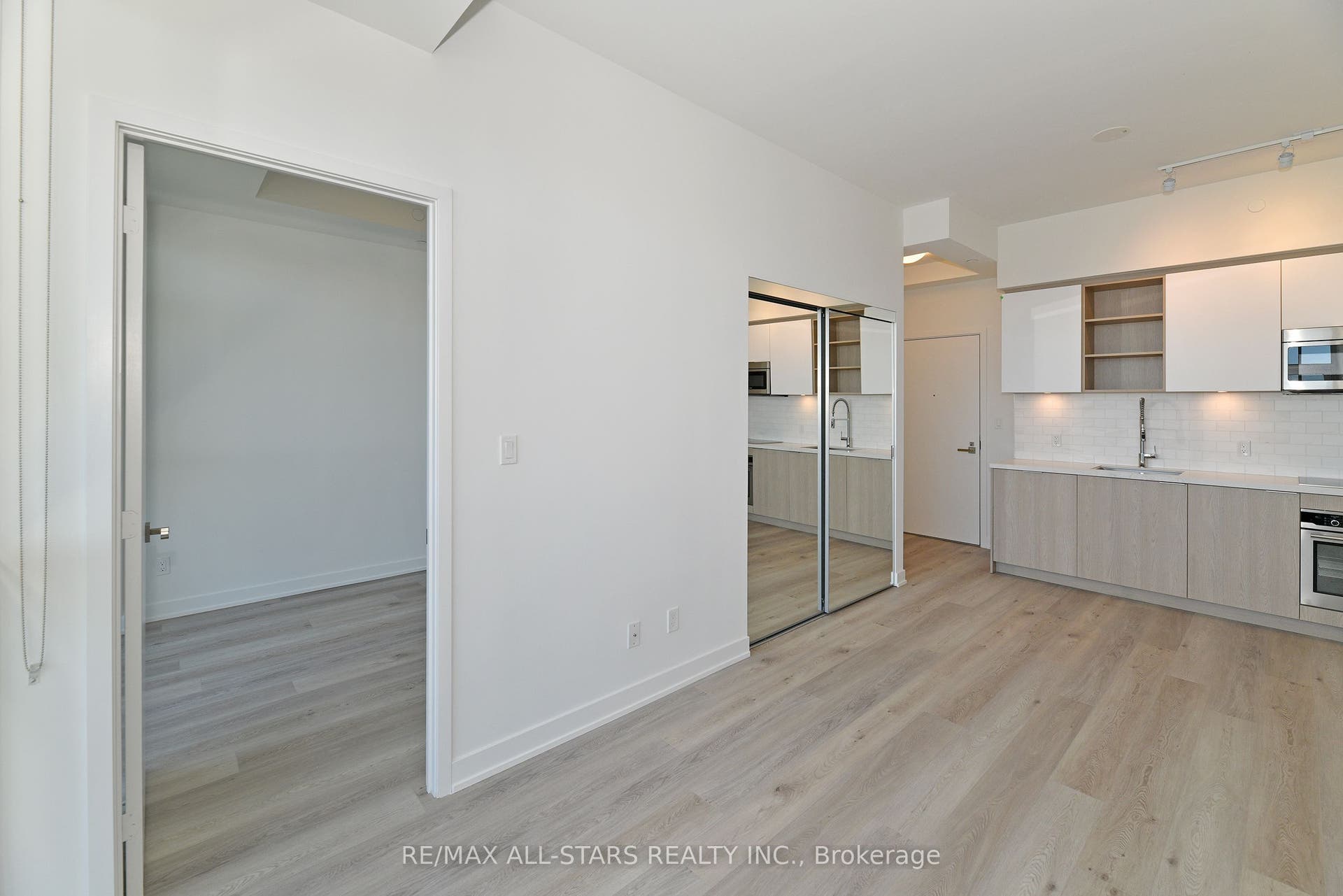 50 Ordnance Street, #3401, Toronto C01, Toronto C, Toronto ON M6K 1A2