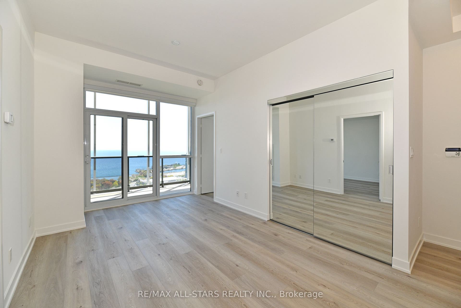 Living / Dining Rooms