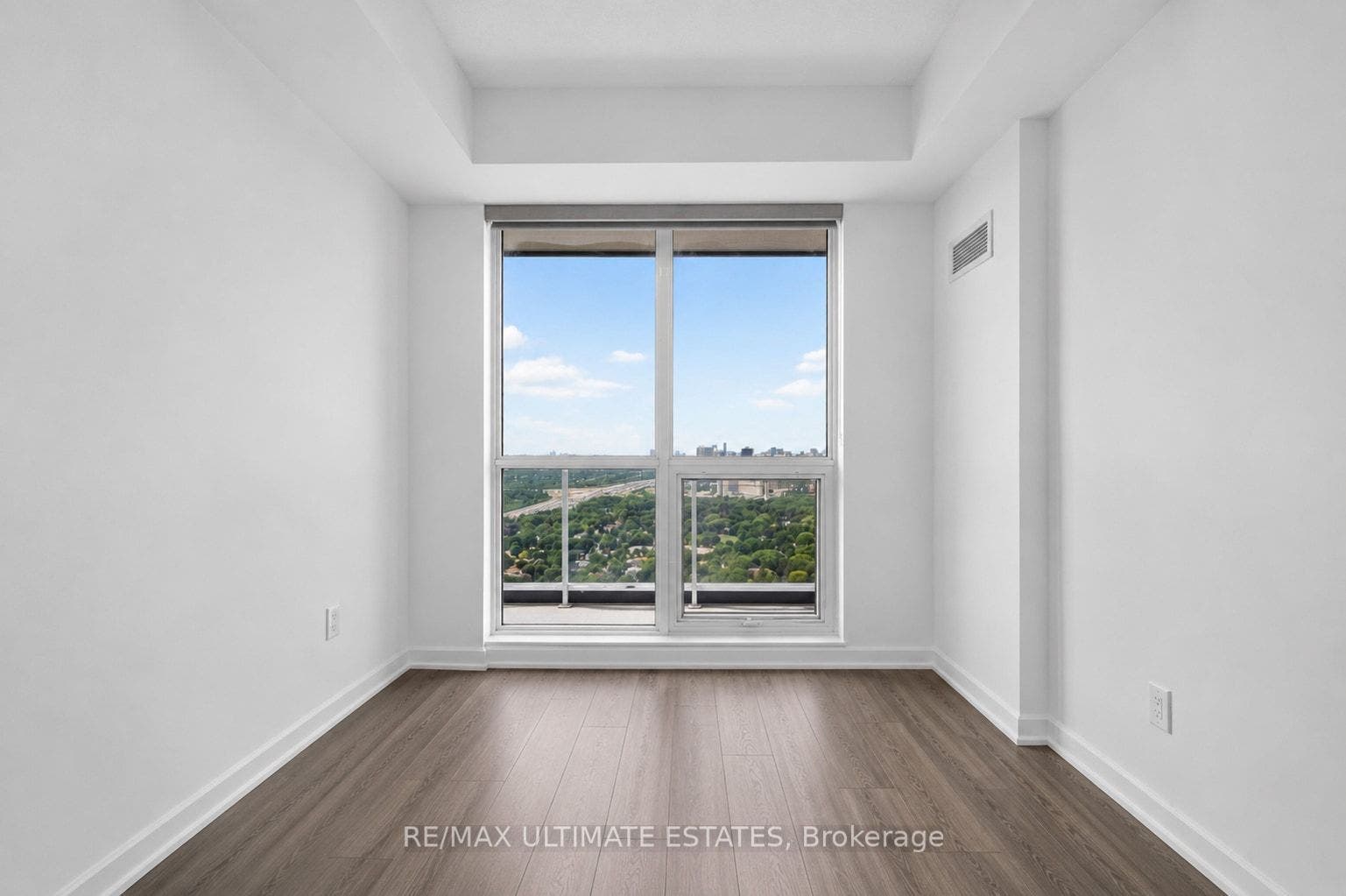 32 Forest Manor Road, #2301, Toronto C, Toronto ON M2J 1M5 32 Forest Manor Road, #2301, Toronto C, Toronto ON M2J 1M5