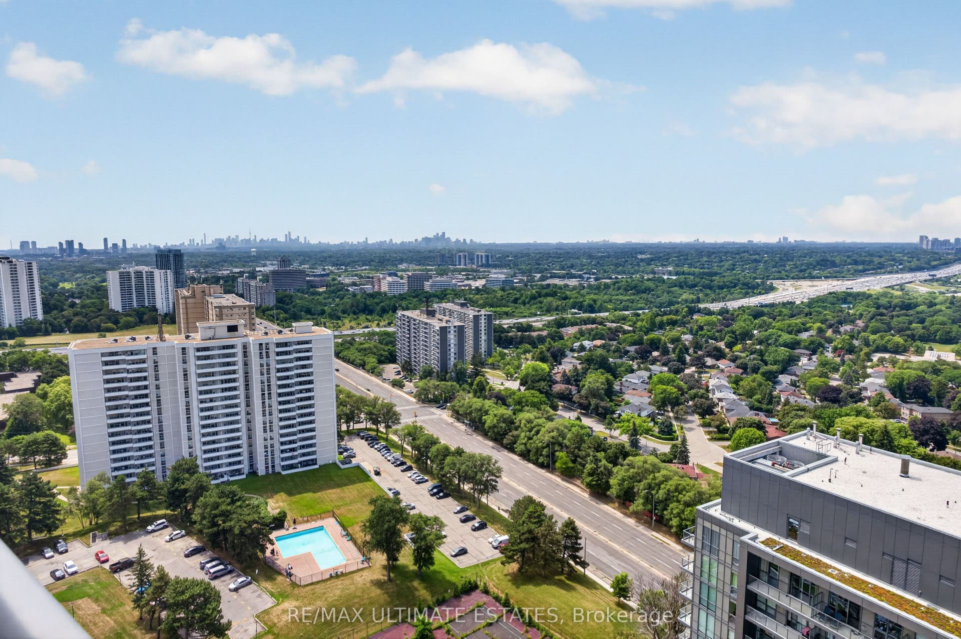 32 Forest Manor Road, #2301, Toronto C, Toronto ON M2J 1M5 32 Forest Manor Road, #2301, Toronto C, Toronto ON M2J 1M5