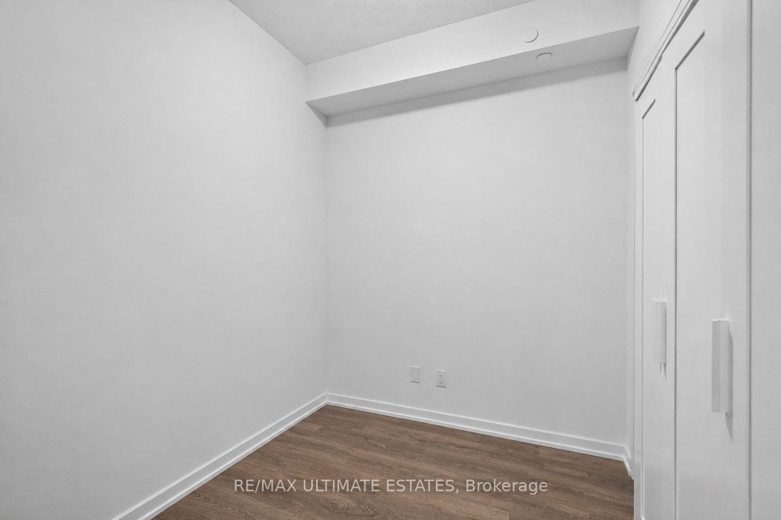 32 Forest Manor Road, #2301, Toronto C, Toronto ON M2J 1M5 32 Forest Manor Road, #2301, Toronto C, Toronto ON M2J 1M5