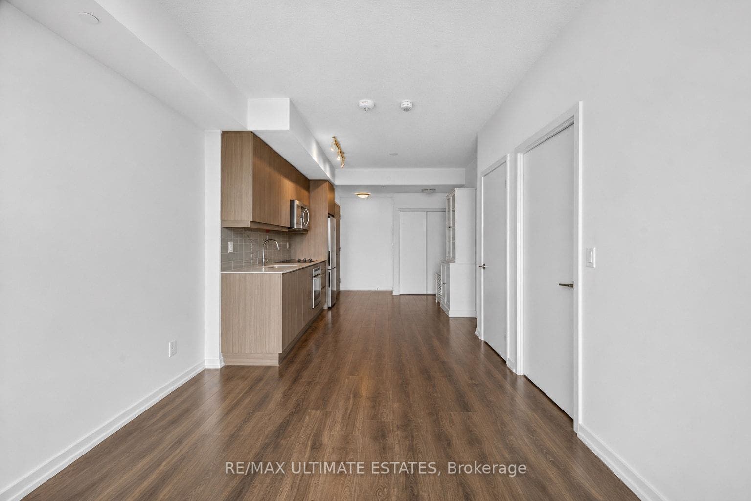 32 Forest Manor Road, #2301, Toronto C, Toronto ON M2J 1M5 32 Forest Manor Road, #2301, Toronto C, Toronto ON M2J 1M5