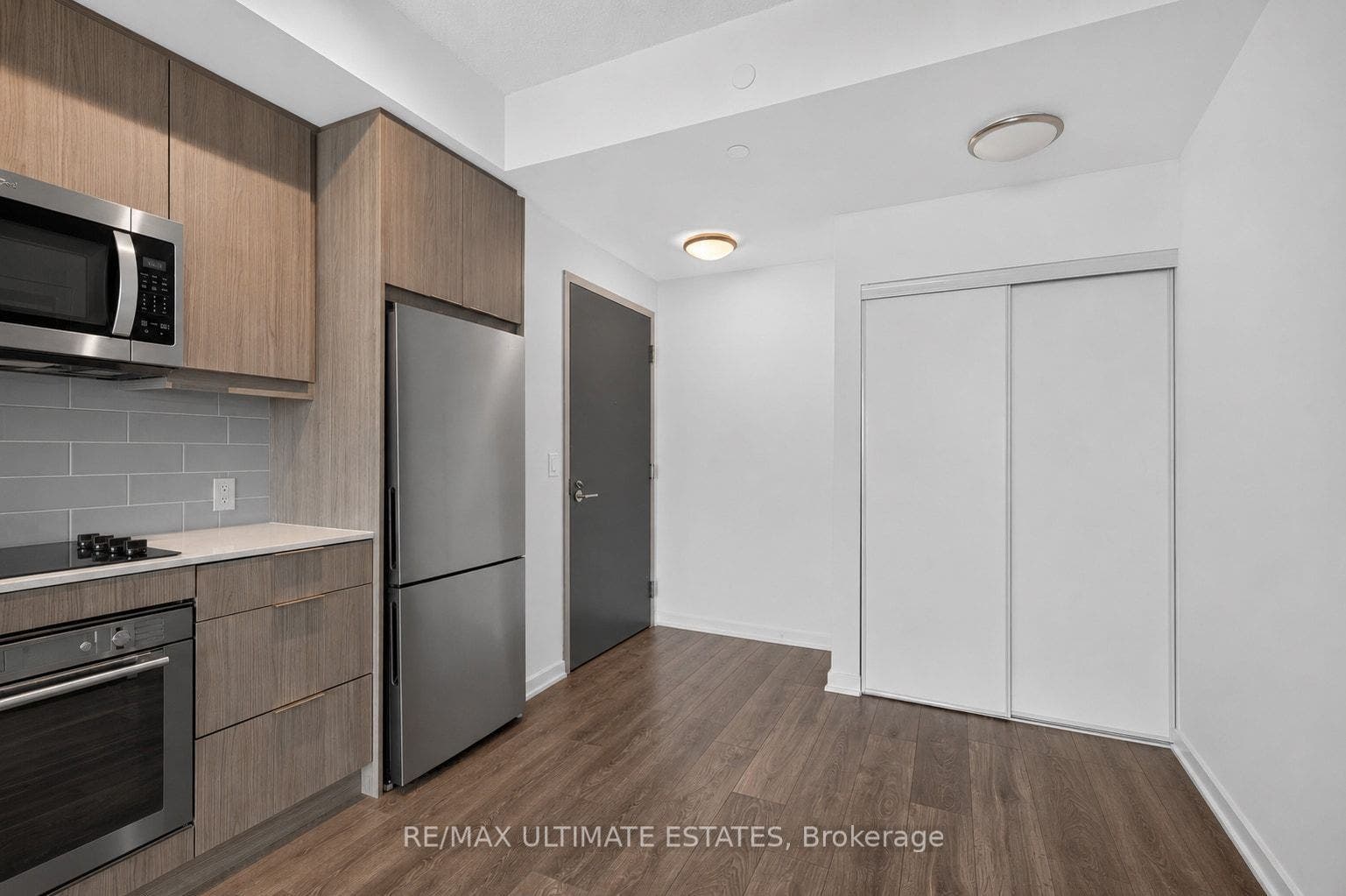 32 Forest Manor Road, #2301, Toronto C, Toronto ON M2J 1M5 32 Forest Manor Road, #2301, Toronto C, Toronto ON M2J 1M5