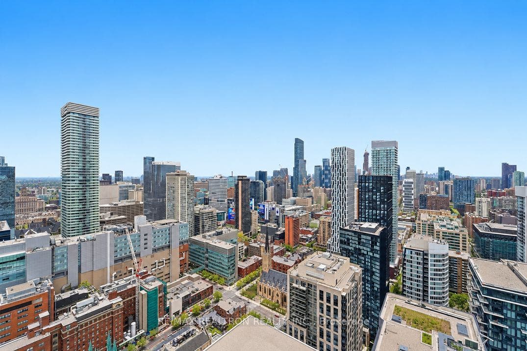 88 Queen Street E, #4711, Toronto C, Toronto ON M5C 0B6