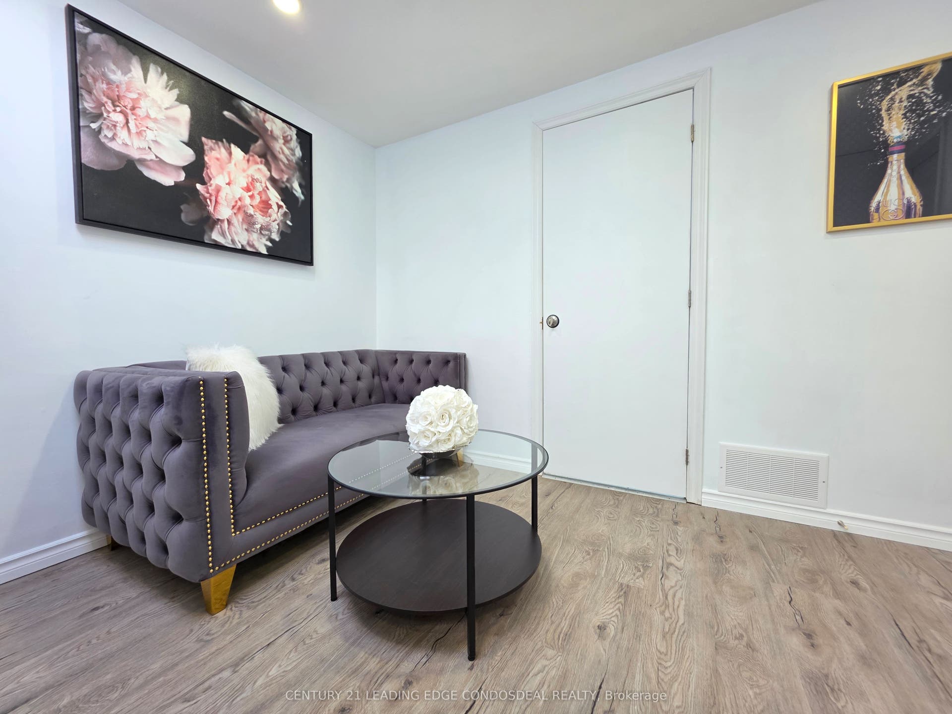 658 Dundas Street W, #2B, Toronto C, Toronto ON M5T 1H9