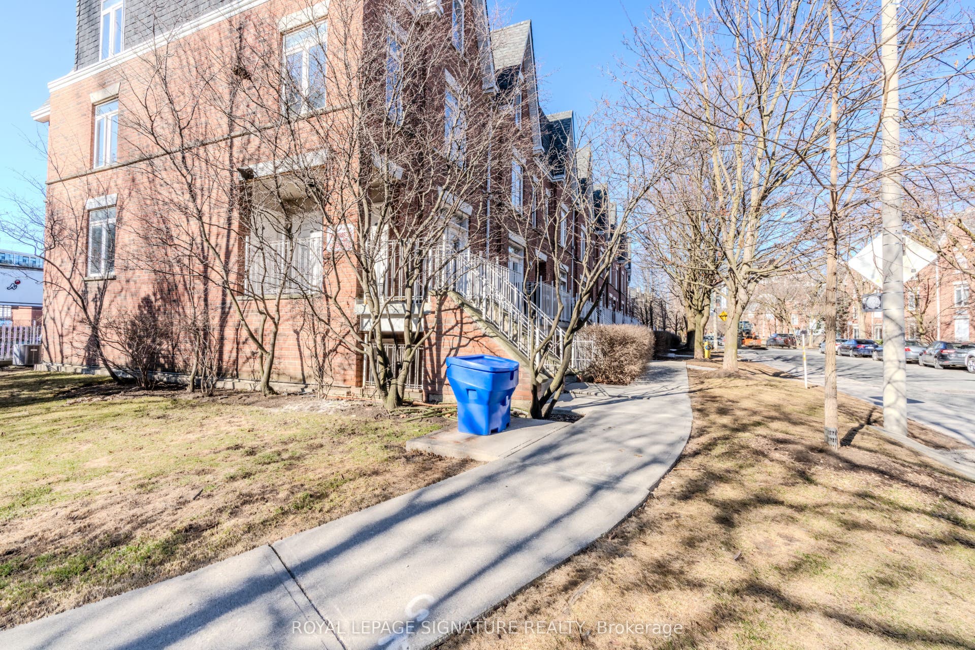 1 Sudbury Street, #102, Toronto C01, Toronto C, Toronto ON M6J 3W6 1 Sudbury Street, #102, Toronto C01, Toronto C, Toronto ON M6J 3W6