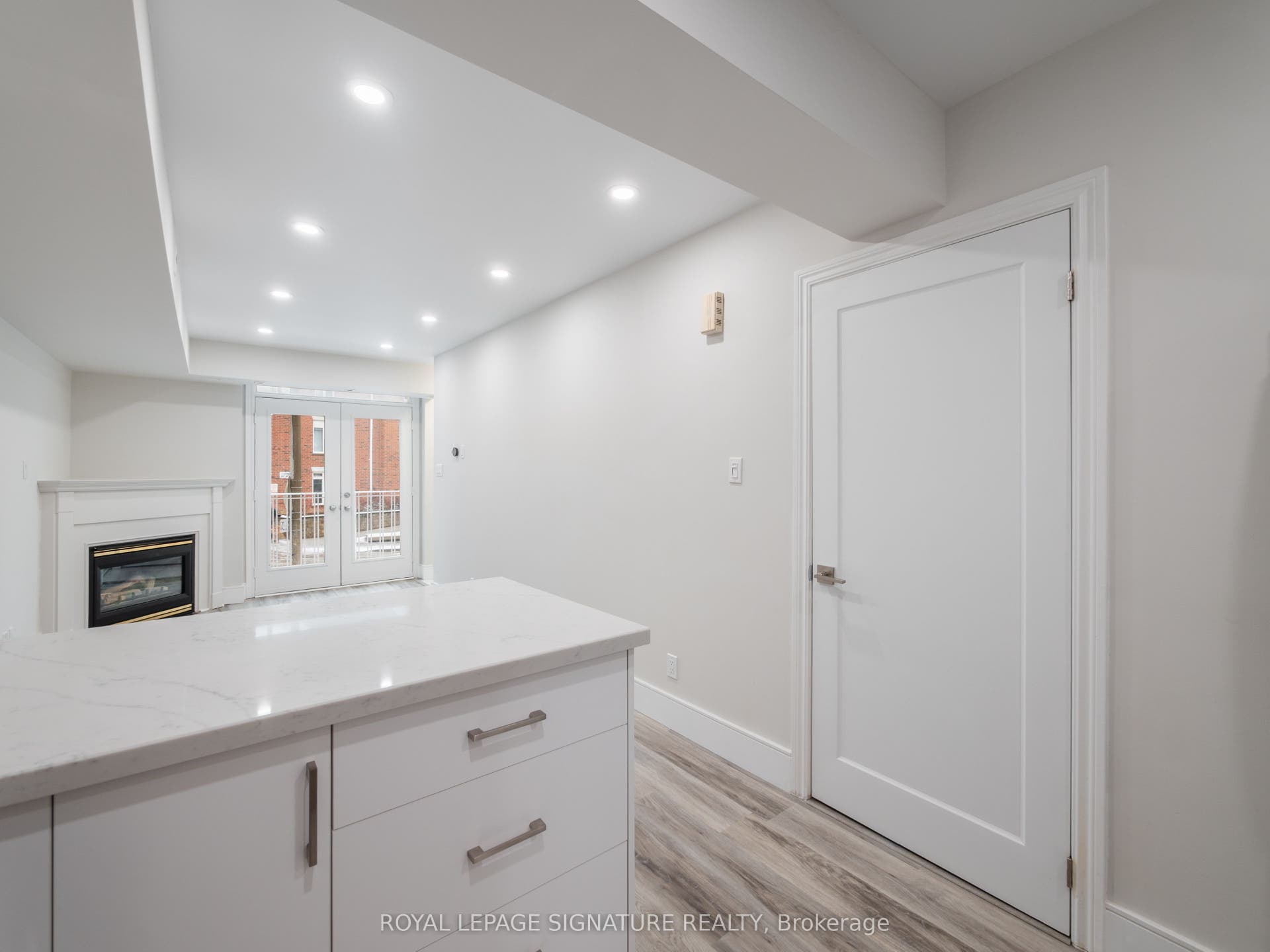 1 Sudbury Street, #102, Toronto C01, Toronto C, Toronto ON M6J 3W6 1 Sudbury Street, #102, Toronto C01, Toronto C, Toronto ON M6J 3W6