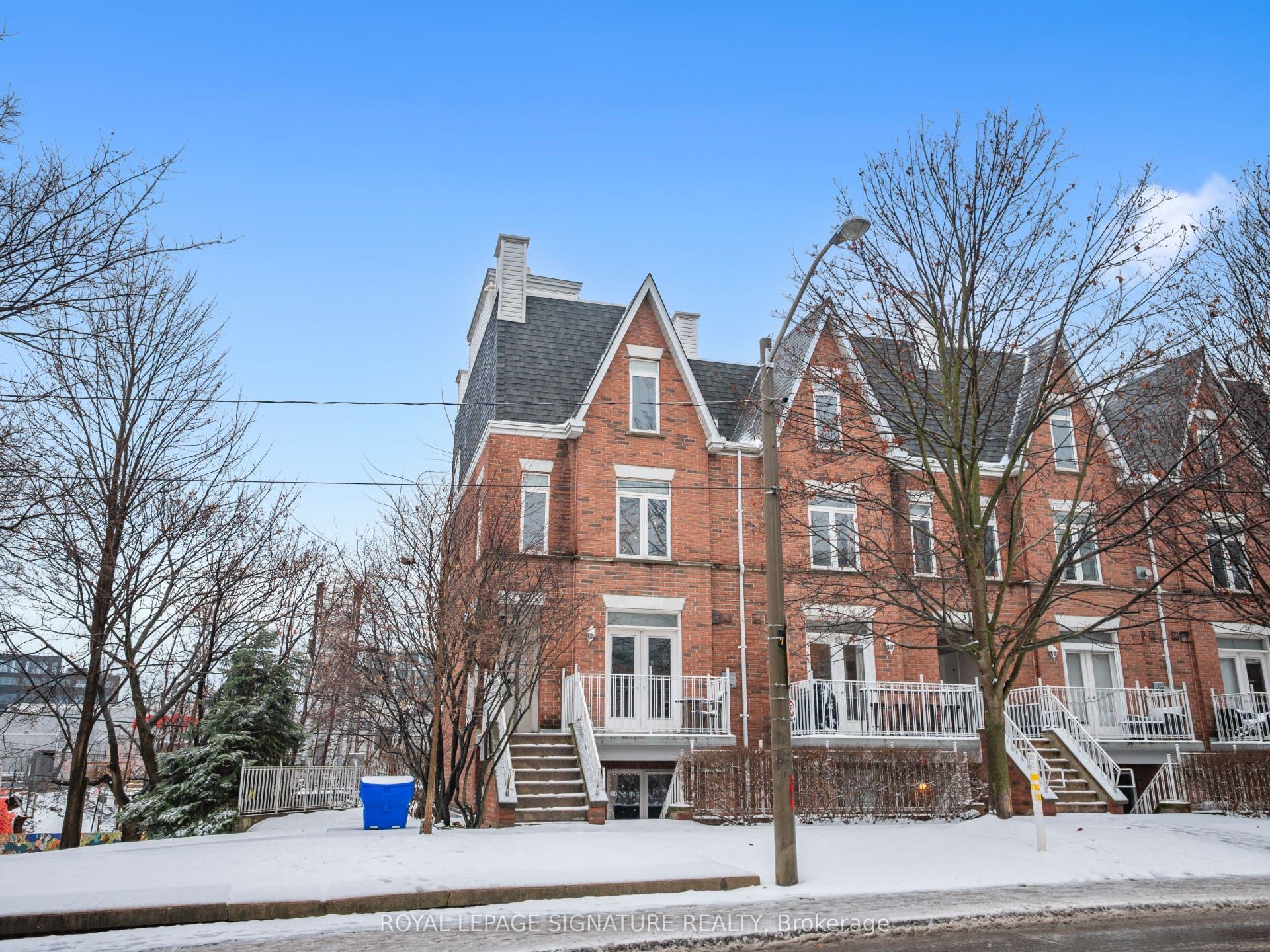 1 Sudbury Street, #102, Toronto C01, Toronto C, Toronto ON M6J 3W6 1 Sudbury Street, #102, Toronto C01, Toronto C, Toronto ON M6J 3W6