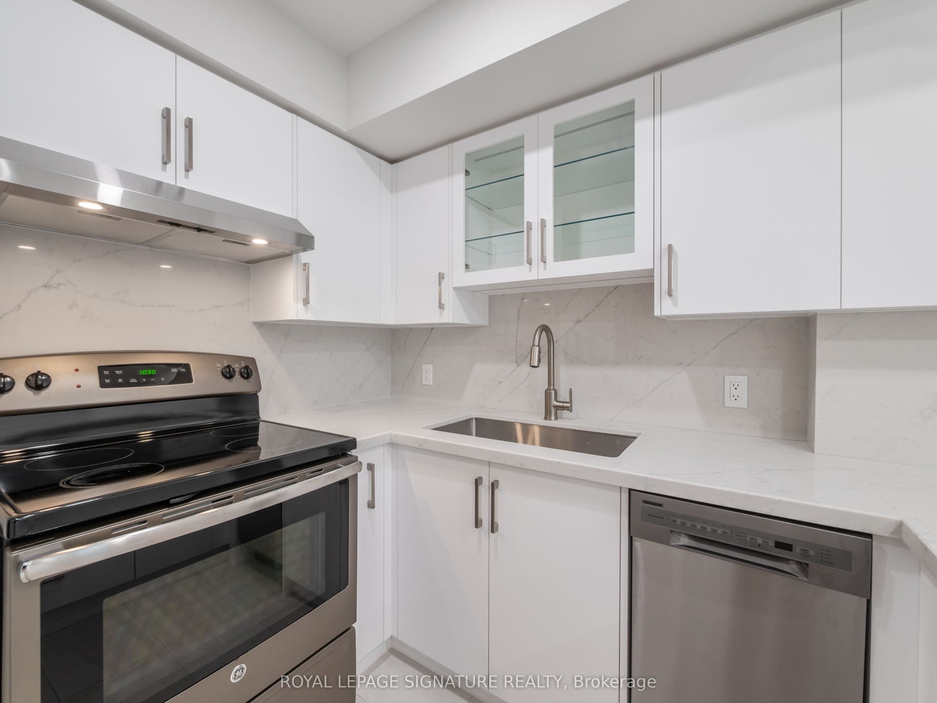 1 Sudbury Street, #102, Toronto C01, Toronto C, Toronto ON M6J 3W6 1 Sudbury Street, #102, Toronto C01, Toronto C, Toronto ON M6J 3W6