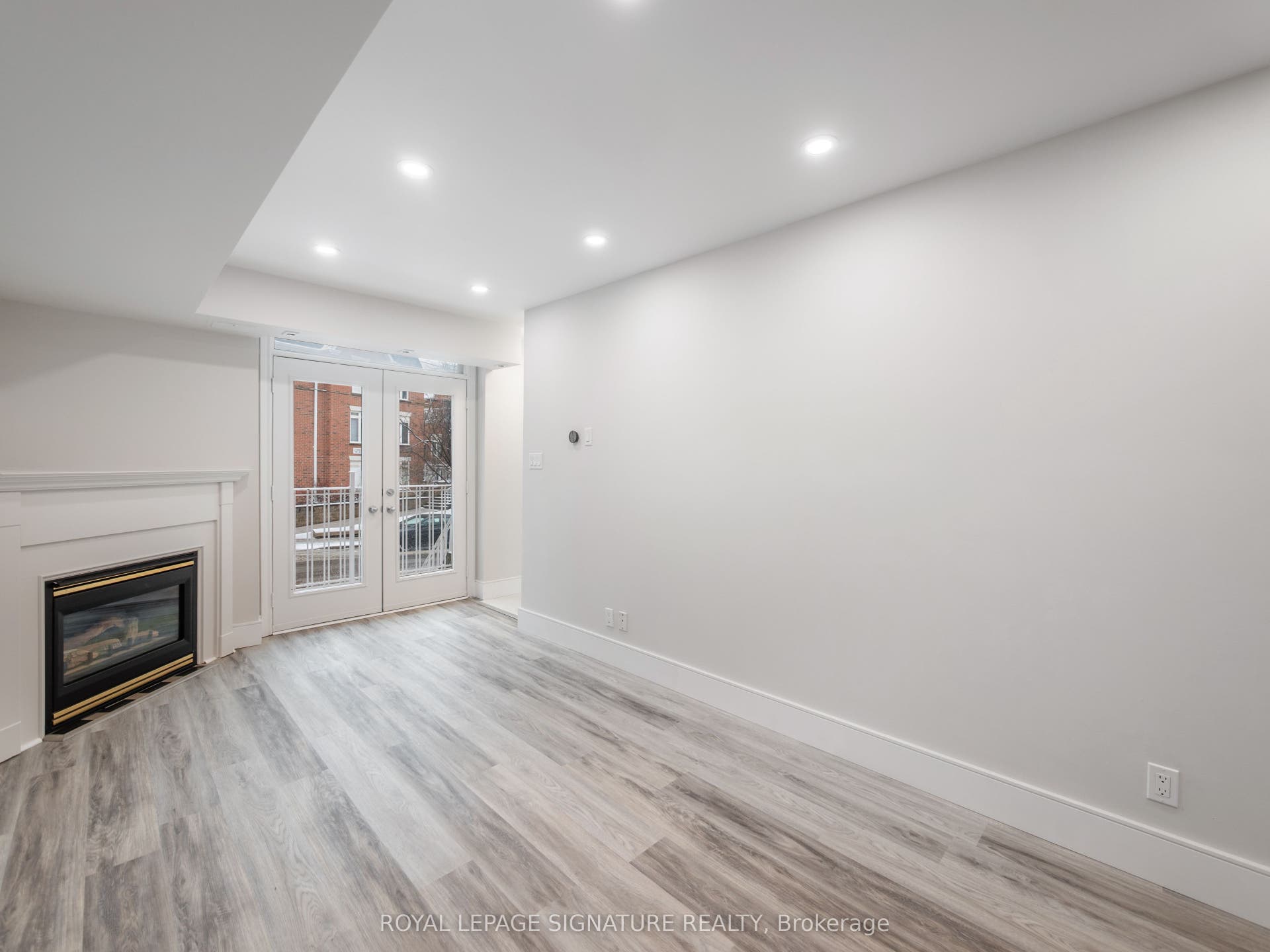 1 Sudbury Street, #102, Toronto C01, Toronto C, Toronto ON M6J 3W6 1 Sudbury Street, #102, Toronto C01, Toronto C, Toronto ON M6J 3W6