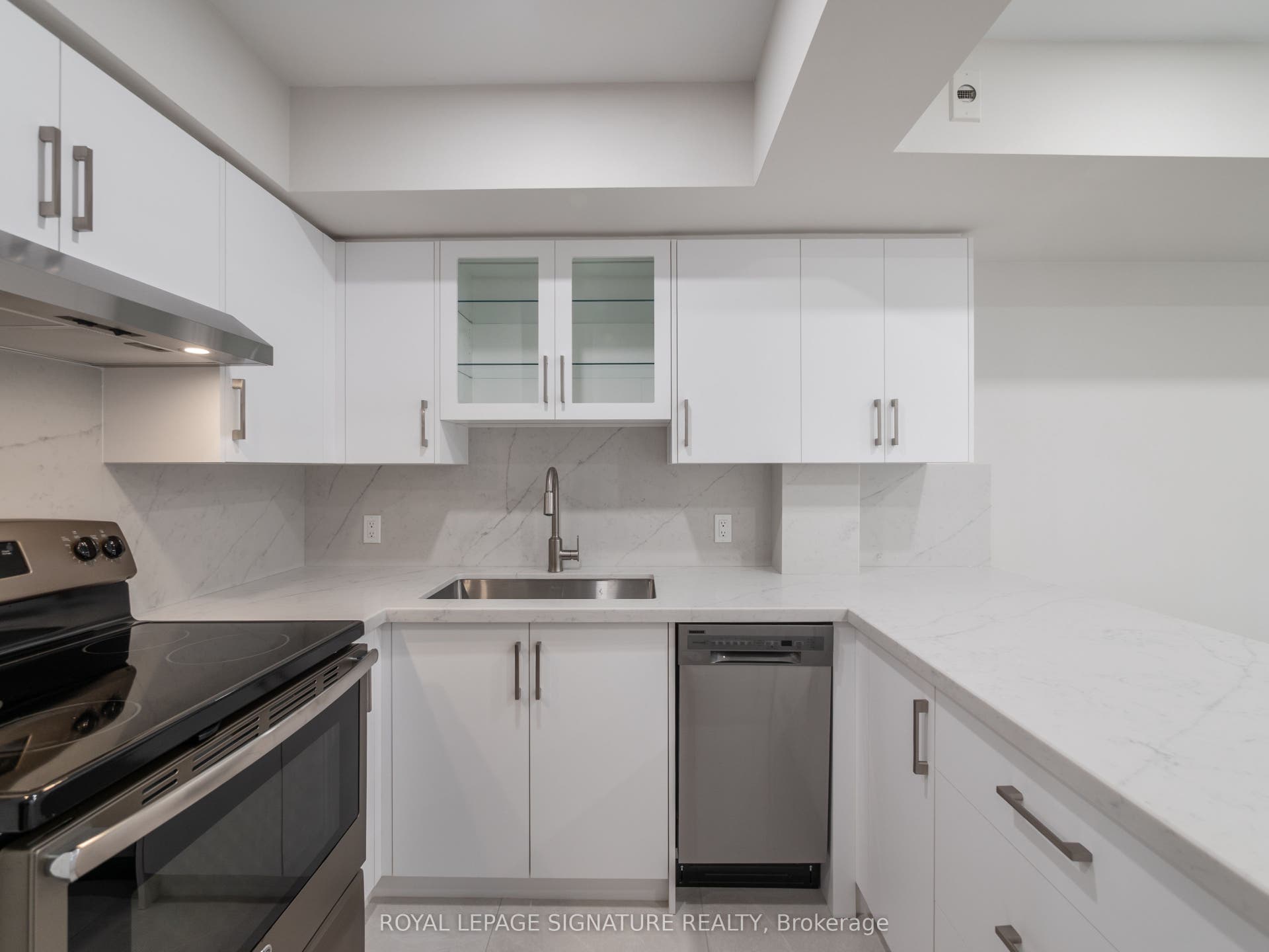 1 Sudbury Street, #102, Toronto C01, Toronto C, Toronto ON M6J 3W6 1 Sudbury Street, #102, Toronto C01, Toronto C, Toronto ON M6J 3W6