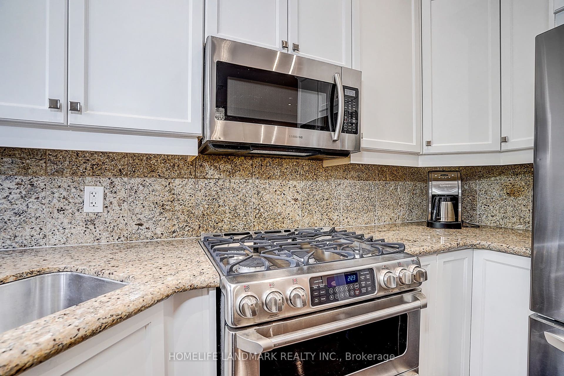 51 York Mills Road, #309, Toronto C12, Toronto C, Toronto ON M2P 1B6