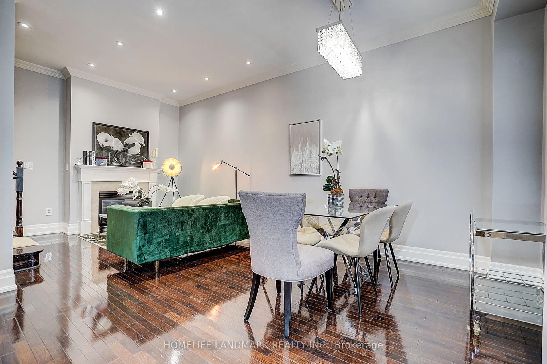 51 York Mills Road, #309, Toronto C12, Toronto C, Toronto ON M2P 1B6