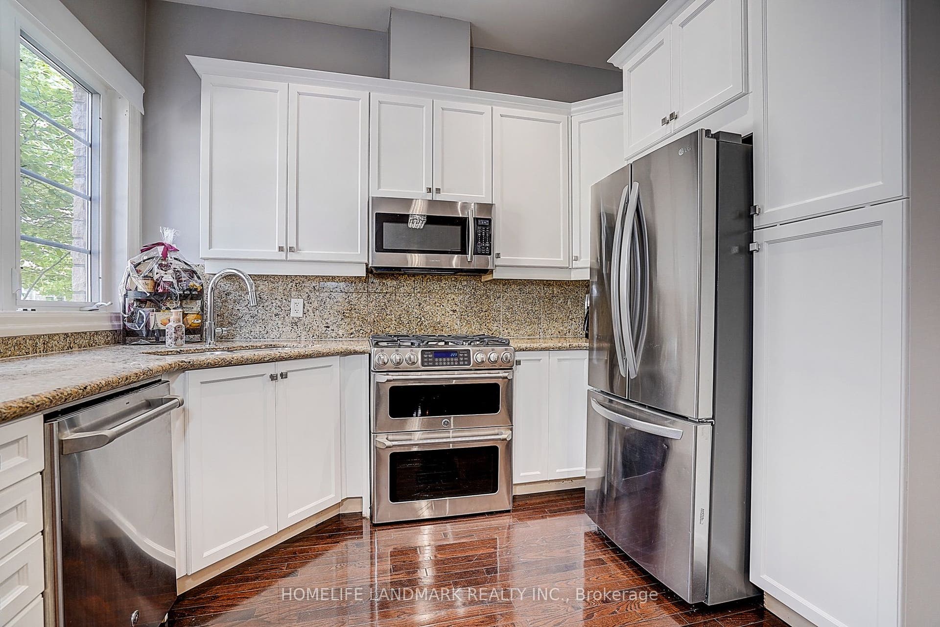 51 York Mills Road, #309, Toronto C12, Toronto C, Toronto ON M2P 1B6