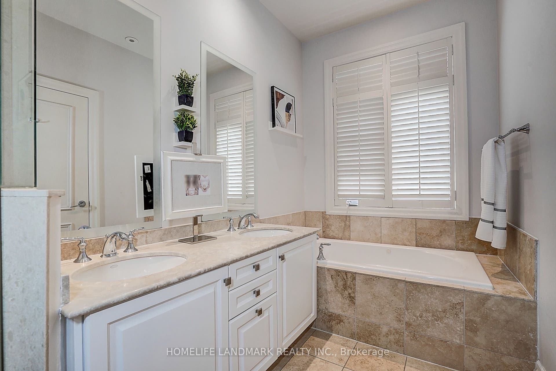 51 York Mills Road, #309, Toronto C12, Toronto C, Toronto ON M2P 1B6