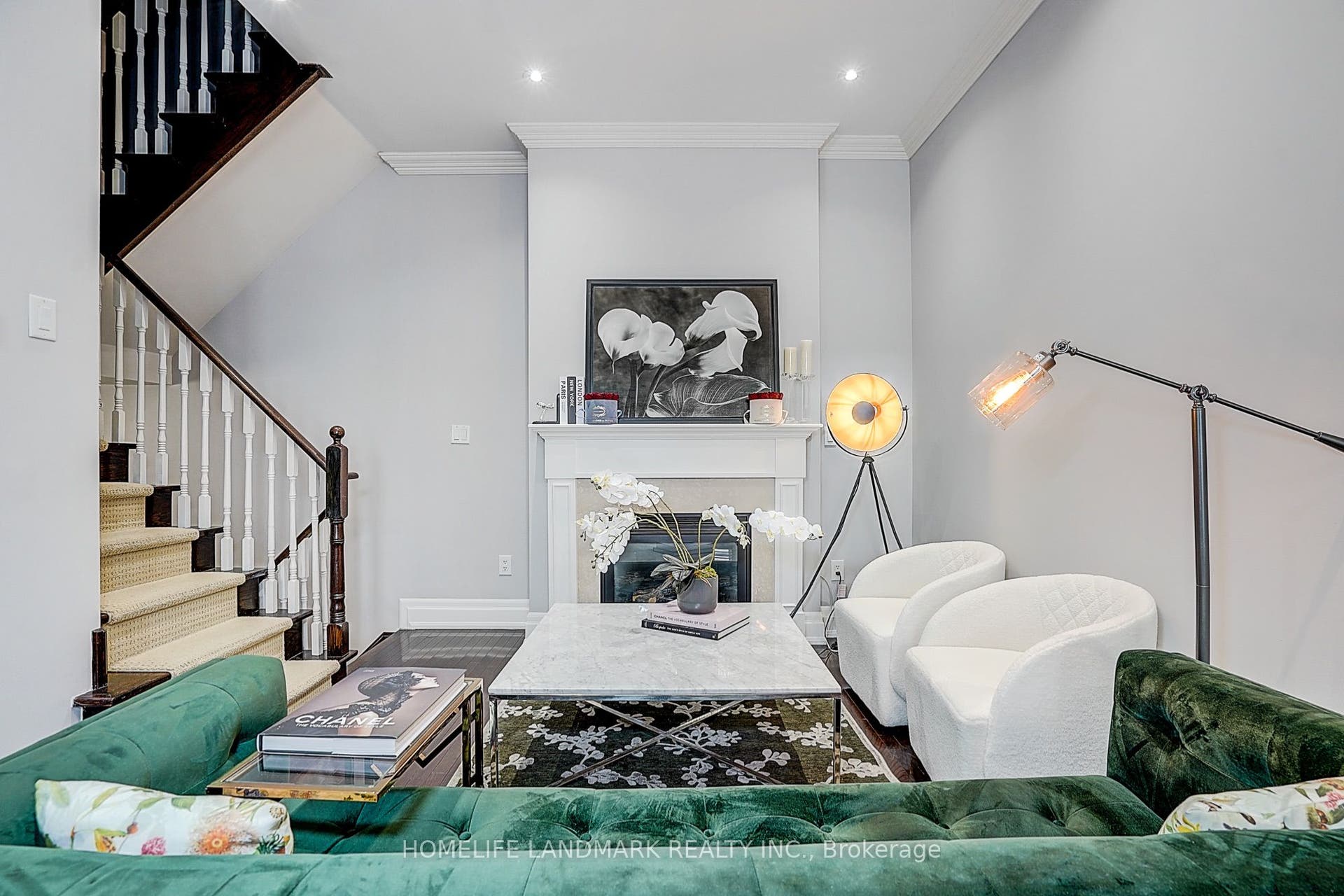 51 York Mills Road, #309, Toronto C12, Toronto C, Toronto ON M2P 1B6