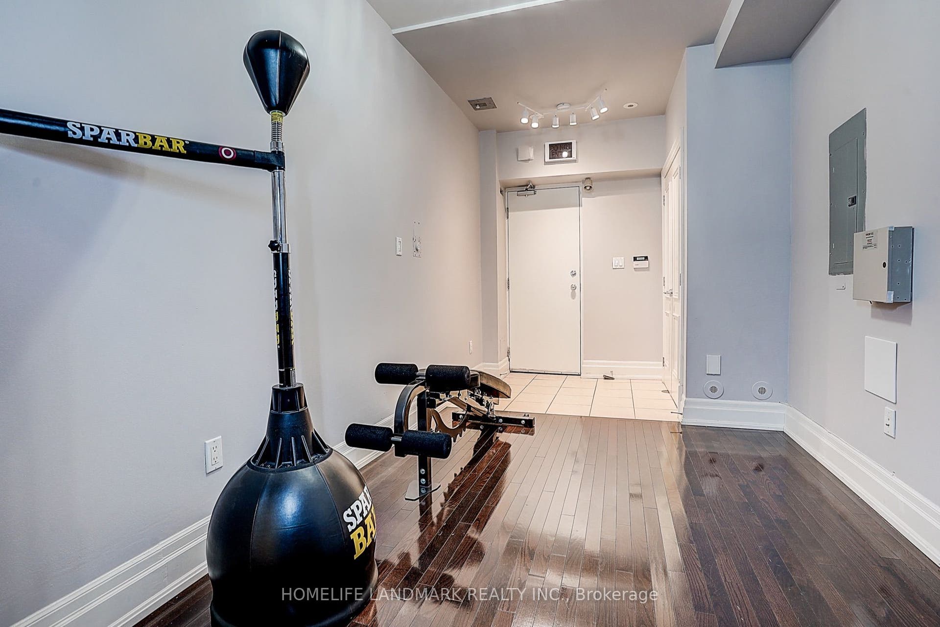 51 York Mills Road, #309, Toronto C12, Toronto C, Toronto ON M2P 1B6