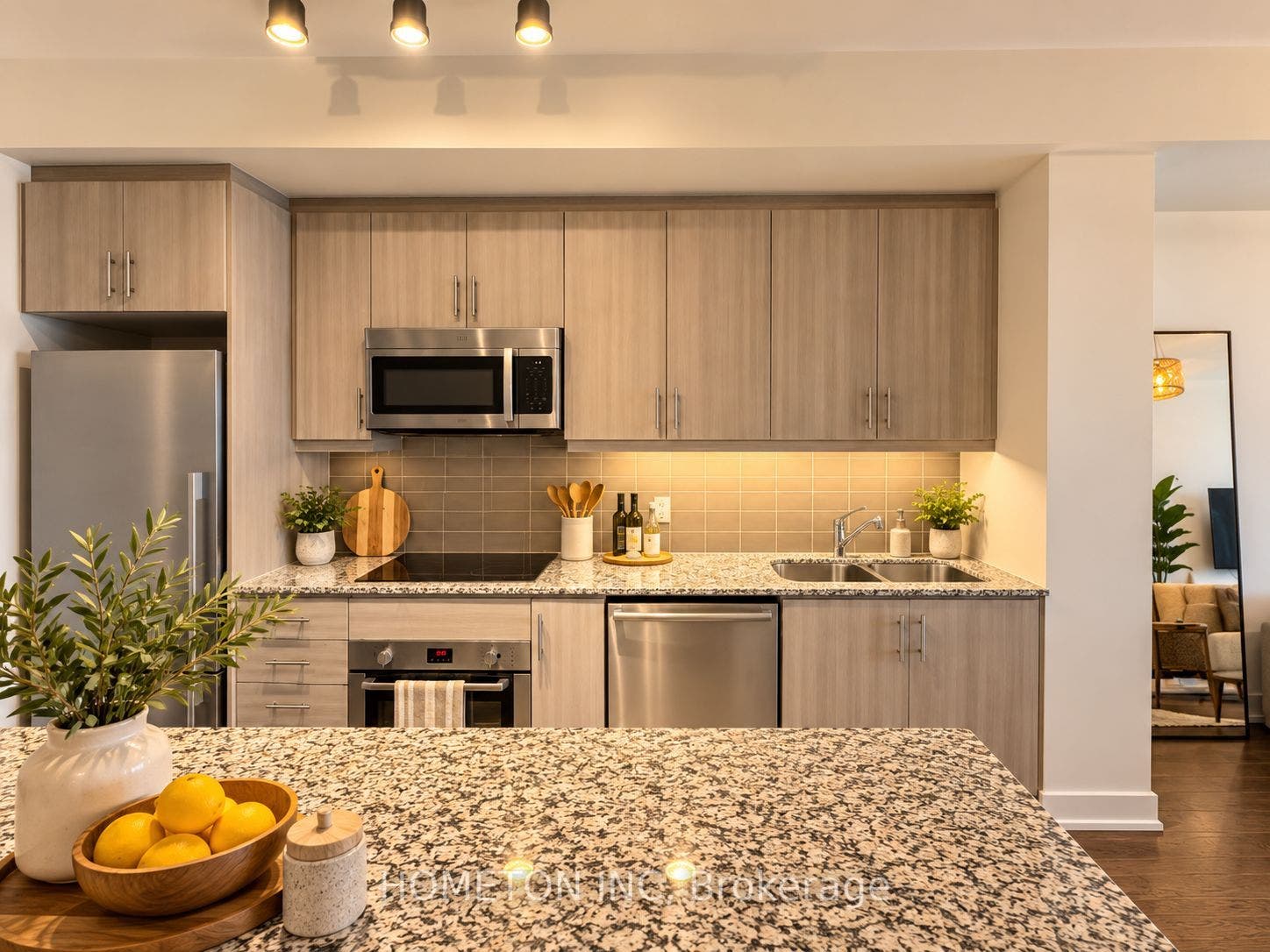 1 The Esplanade N/A, #1307, Toronto C, Toronto ON M5E 0A8
